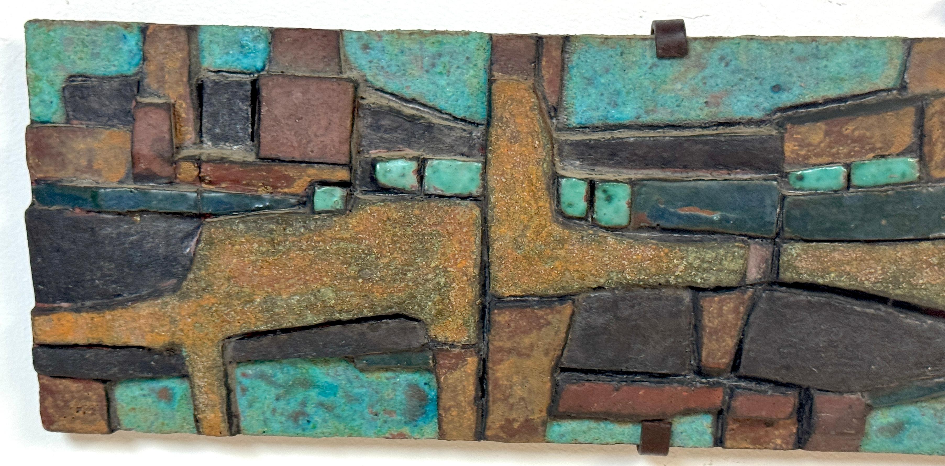Colombien Nijole Šivickas, Panneau mural de paysage cubiste en argile cuite à haute température, vers les années 1970 en vente