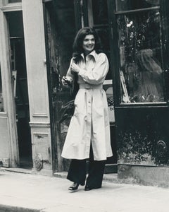 Jackie Kennedy; Street, Black and White Photography; ca. 1970s, 30,2 x 20,2 cm