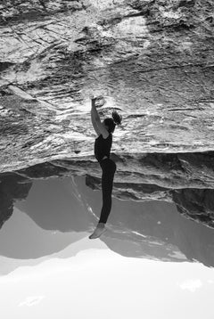 The Base of the World. Homage a Manzoni (2) (Edition 3/4) -  Photograph, 2016