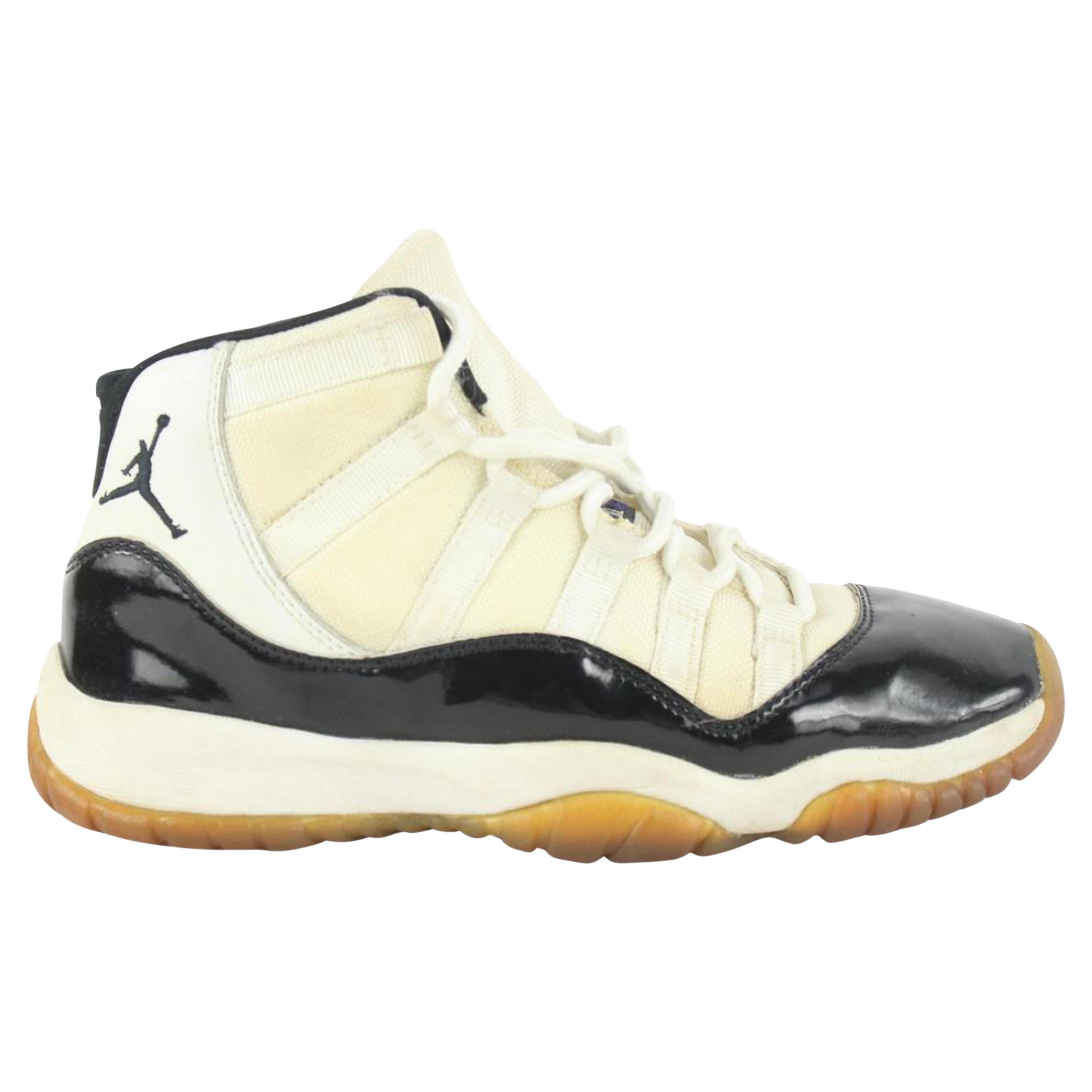 Nike 2000 Youth 6 US Black x White Concord Air Jordan XI 11 834006-101-00  For Sale at 1stDibs