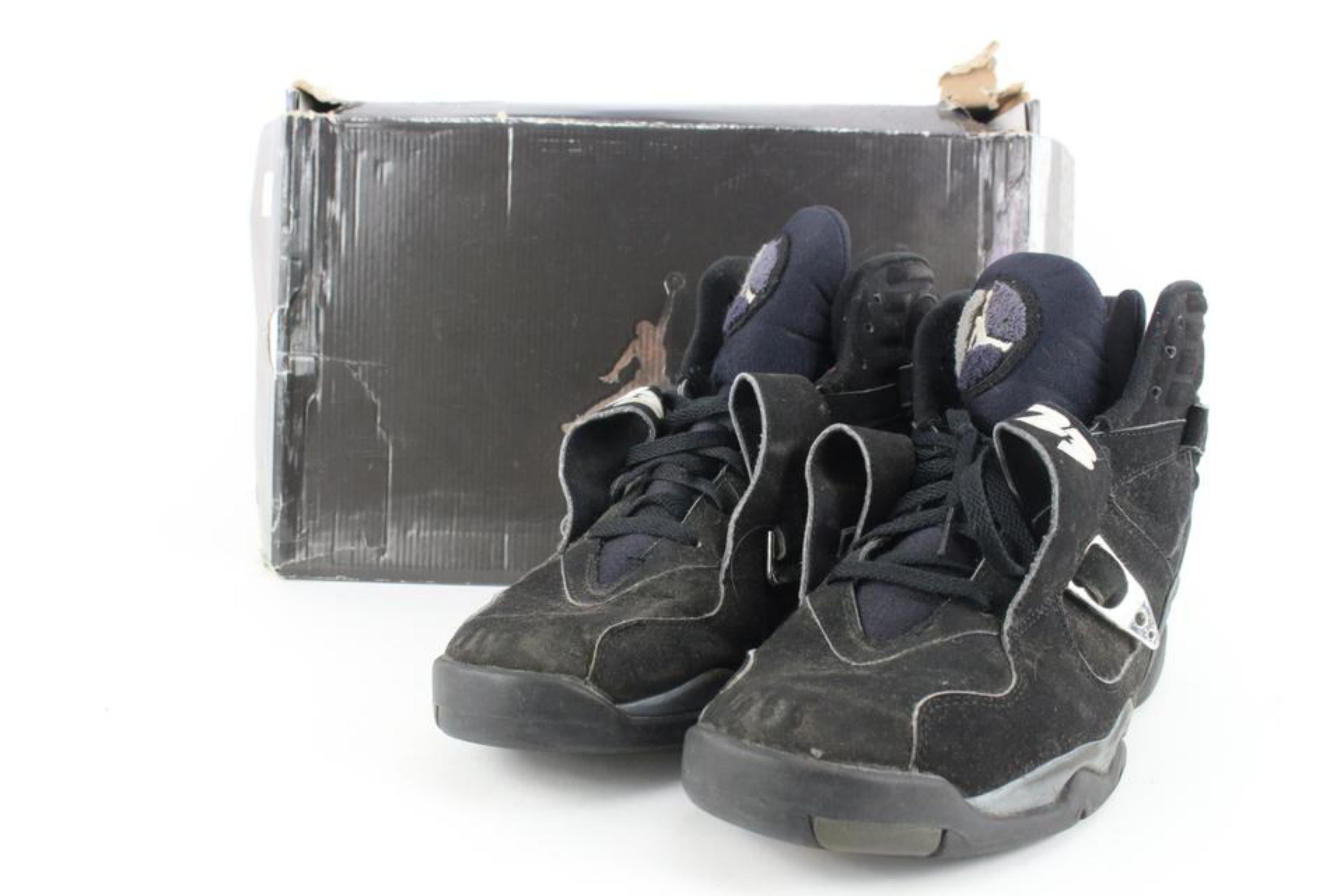 Nike 2002 MEn's 13.5 US Black Air Jordan VIII 8 305381-001 305381-001
Date Code/Serial Number: 305381-001
Made In: China
Measurements: Length:  13