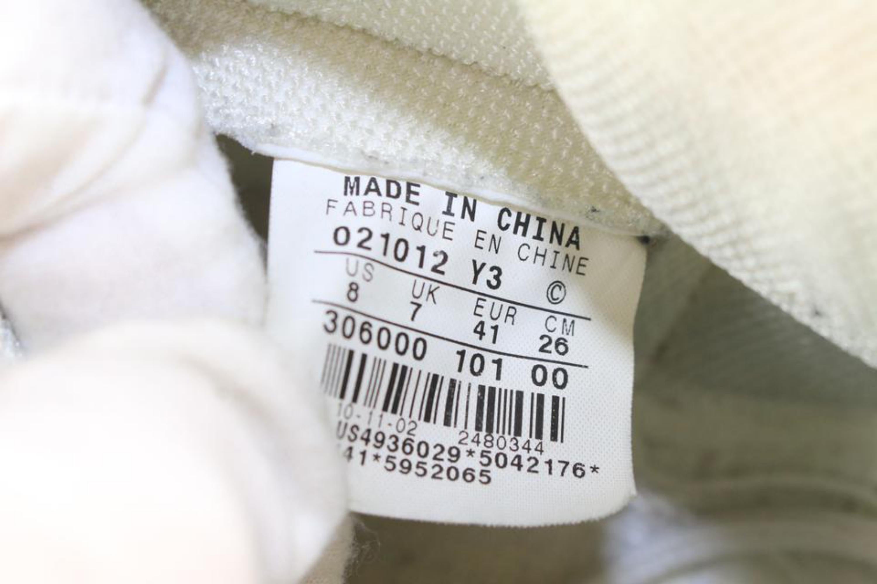 Nike 2002 Men's 8 US White x Chrome Air Jordan 1 I Sneaker 306000 101 00
Date Code/Serial Number: 021012-Y3
Made In: China 
Measurements: Length: 11 