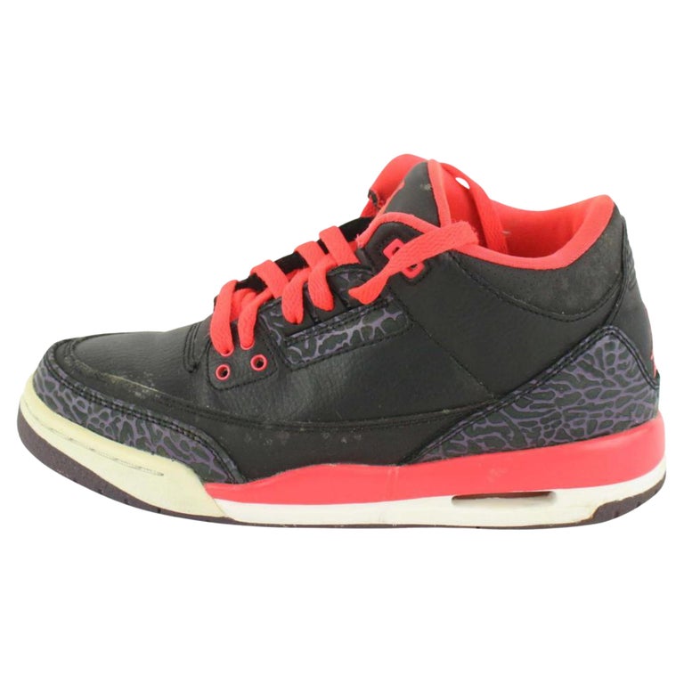 Nike 2012 Youth 5.5 US Crimson Black Aird Jordan III 3 398614-005 For Sale  at 1stDibs