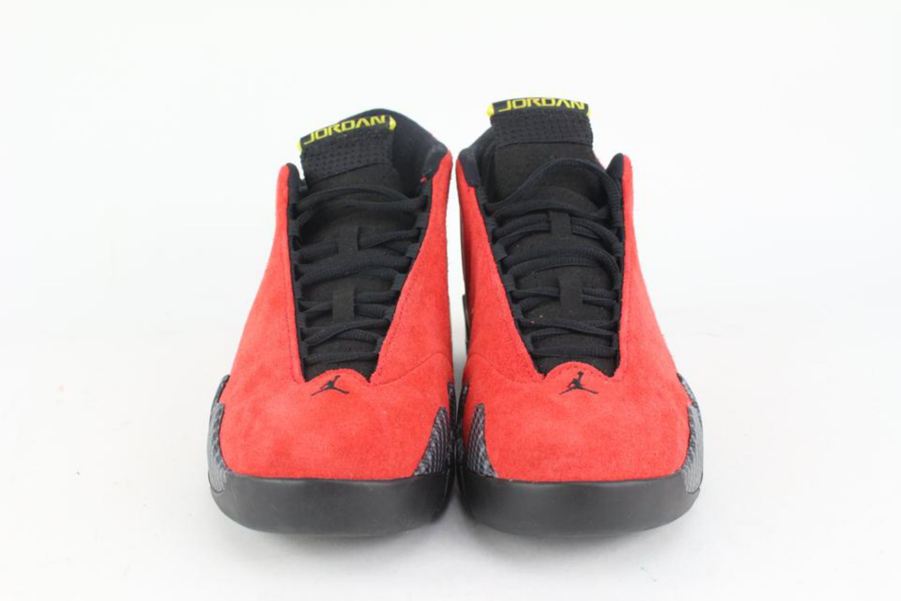 Nike 2014 Men's 8.5 US Red Retro 'Ferrari' Air Jordan 14 XIV 654459-670 In Good Condition For Sale In Dix hills, NY