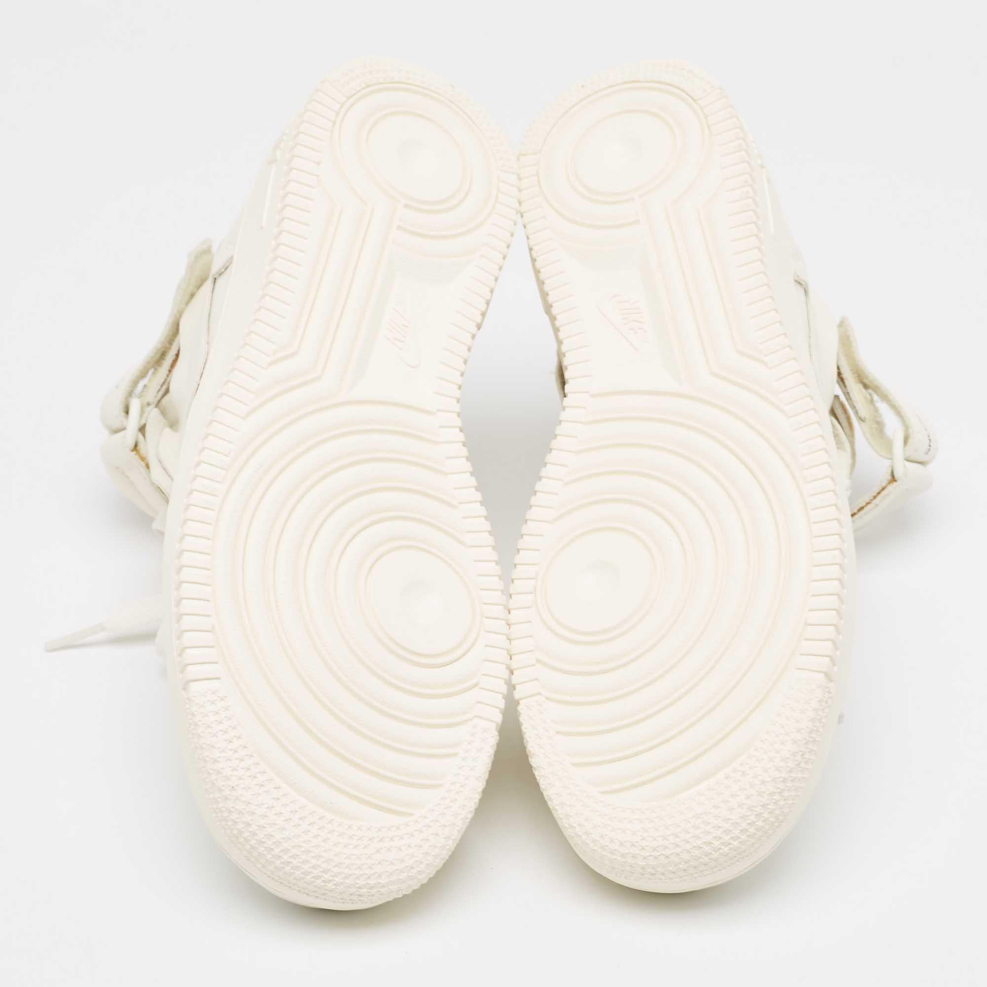 Nike Air Force White Leather Air Force1 Mid Comme Sneakers Taglia 42,5 in vendita 1