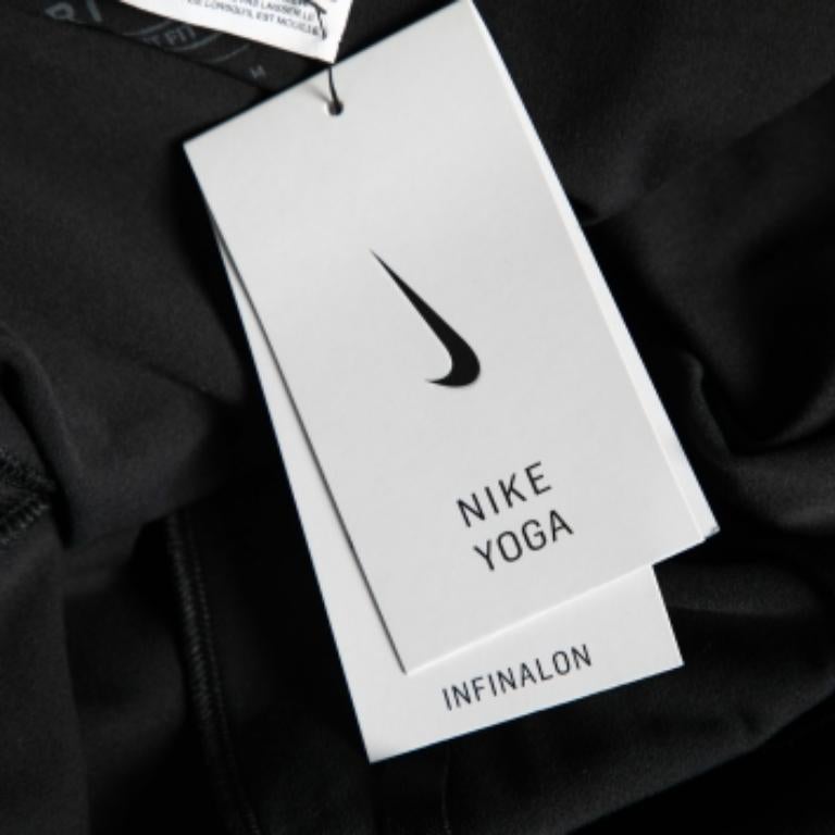 Nike Black Jersey Tight Fit Yoga Pants M. Pour hommes en vente