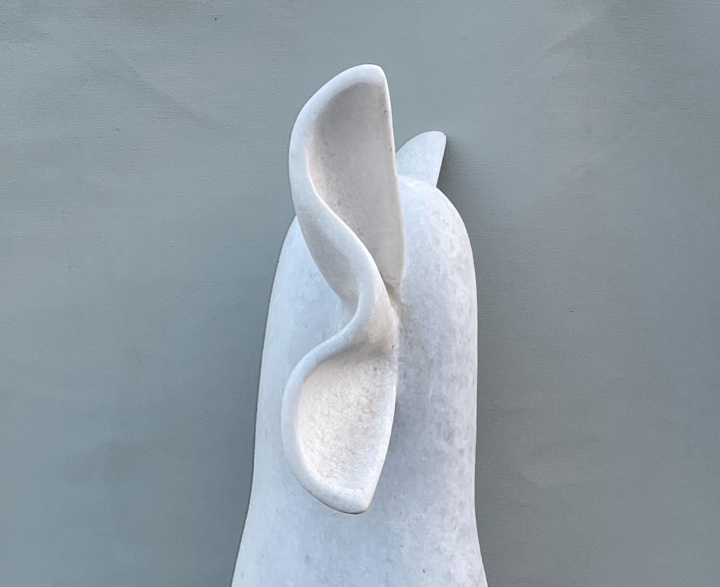 NIKE Hand Carved Marble Sculpture by Tom Von Kaenel In New Condition For Sale In Geneve, CH