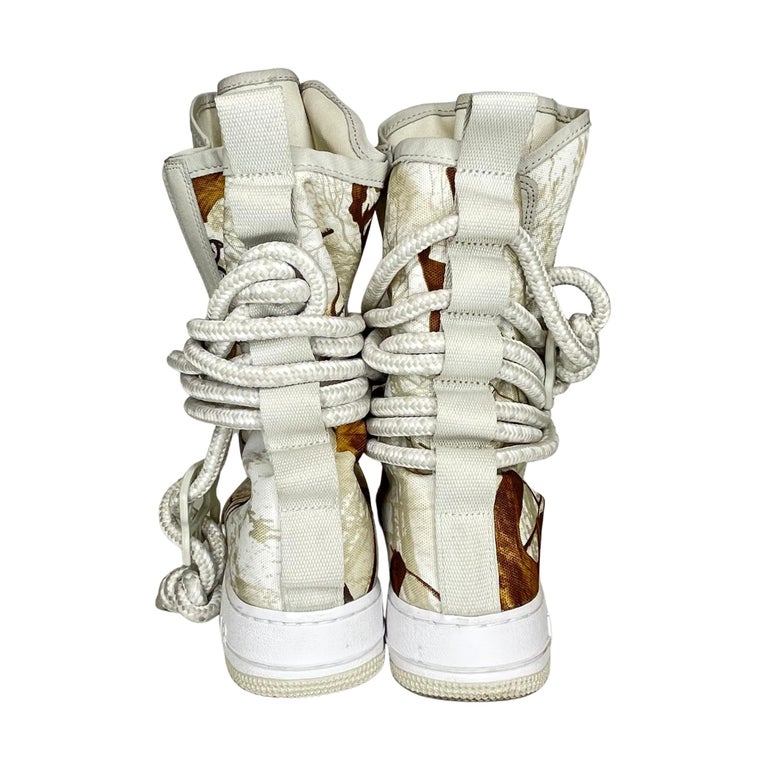 Nike SF Air Force 1 High Realtree Light Bone Sneakers (9.5 US) For Sale at  1stDibs