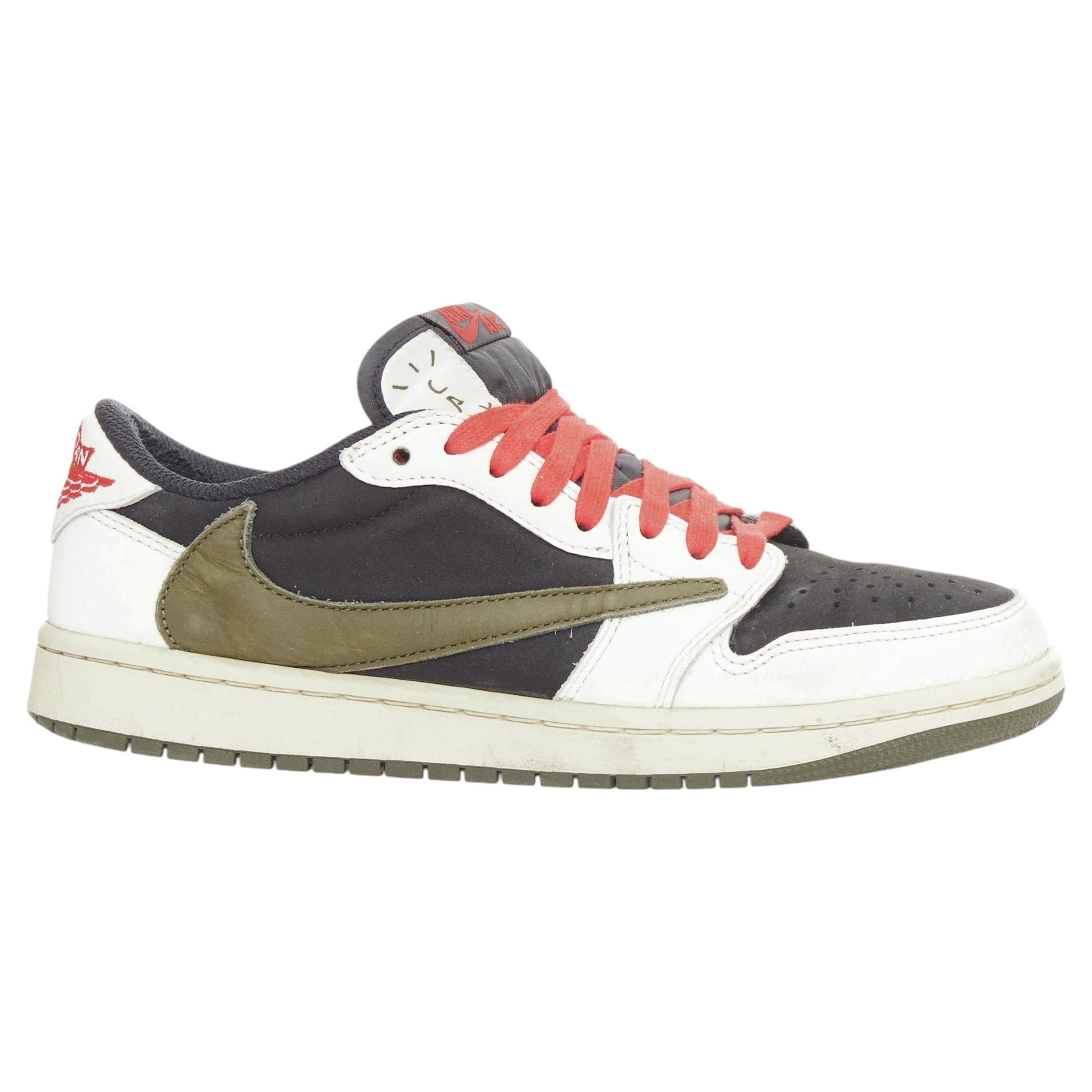 Nike Travis Scott Air Jordan 1 Retro Low OG SP Medium Olive zapatilla baja EU40