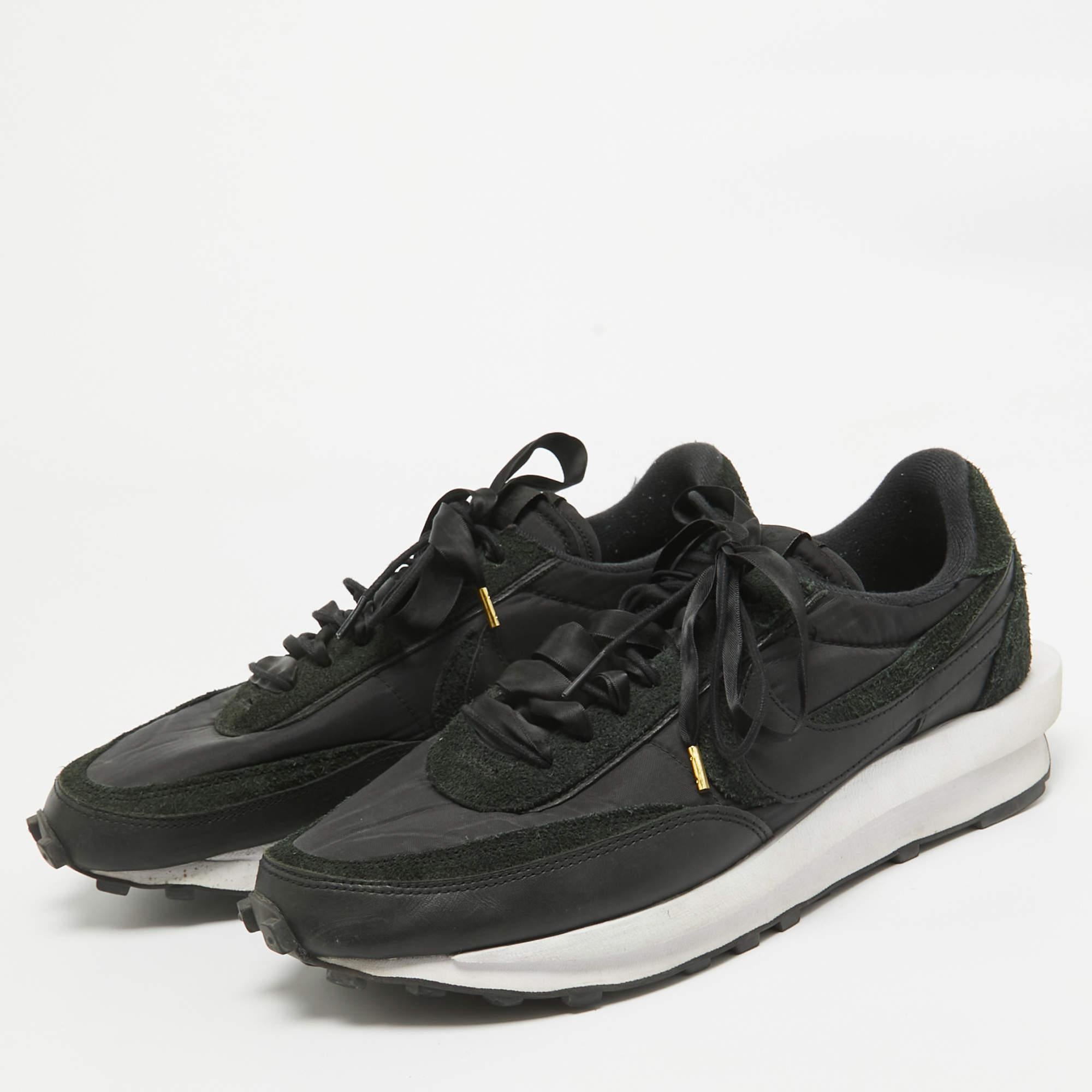 Actualiza tu estilo con estas zapatillas Nike x Sacai. Meticulosamente diseñados para la moda y el confort, son la elección ideal para una zancada cómoda y a la moda.