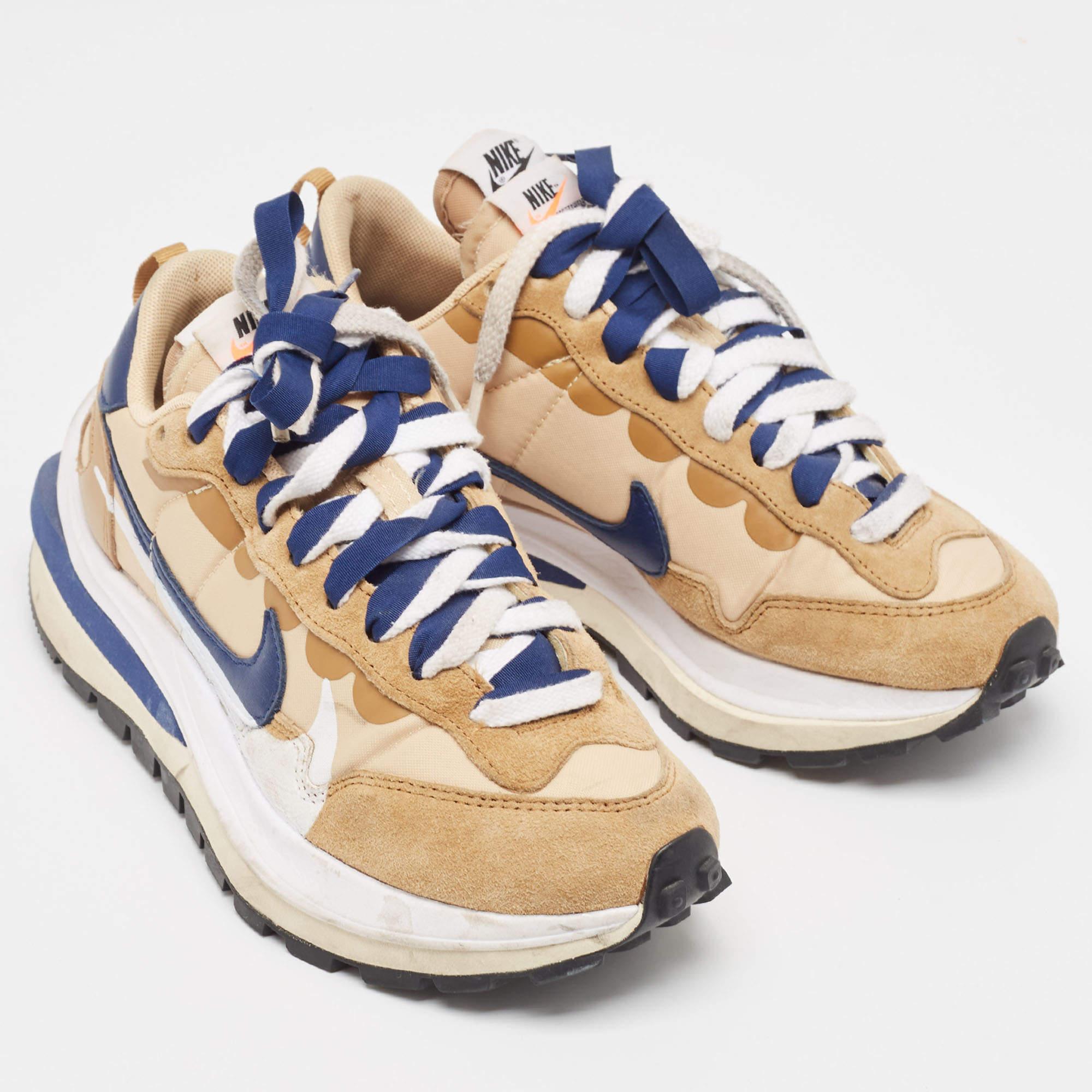 Nike x Sacai Leather & Fabric Vaporwaffle Sesame Blue Void Sneakers Size 38 In Good Condition In Dubai, Al Qouz 2