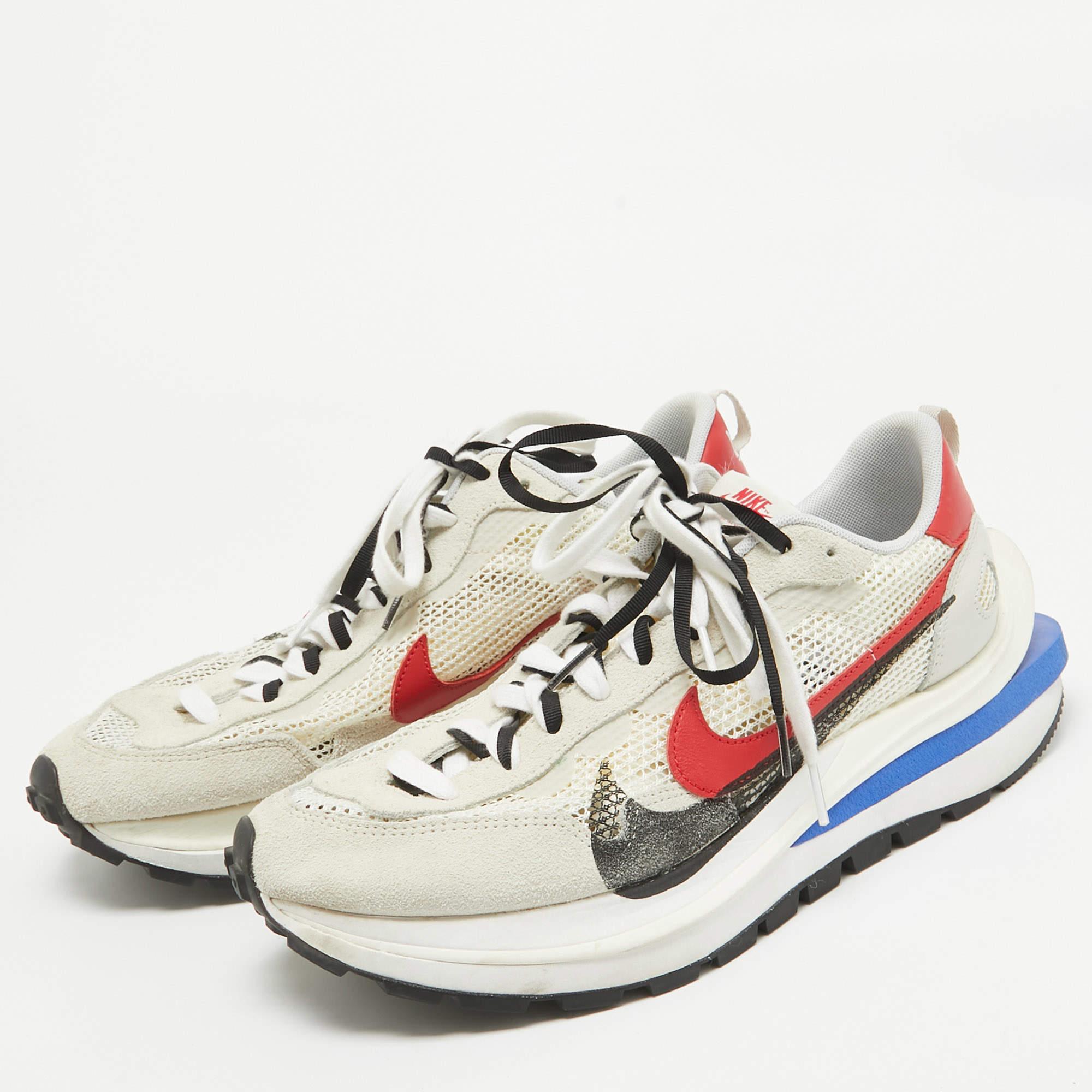 Améliorez votre style avec ces baskets Nike x Sacai. Méticuleusement conçues pour la mode et le confort, elles sont le choix idéal pour une foulée tendance et confortable.