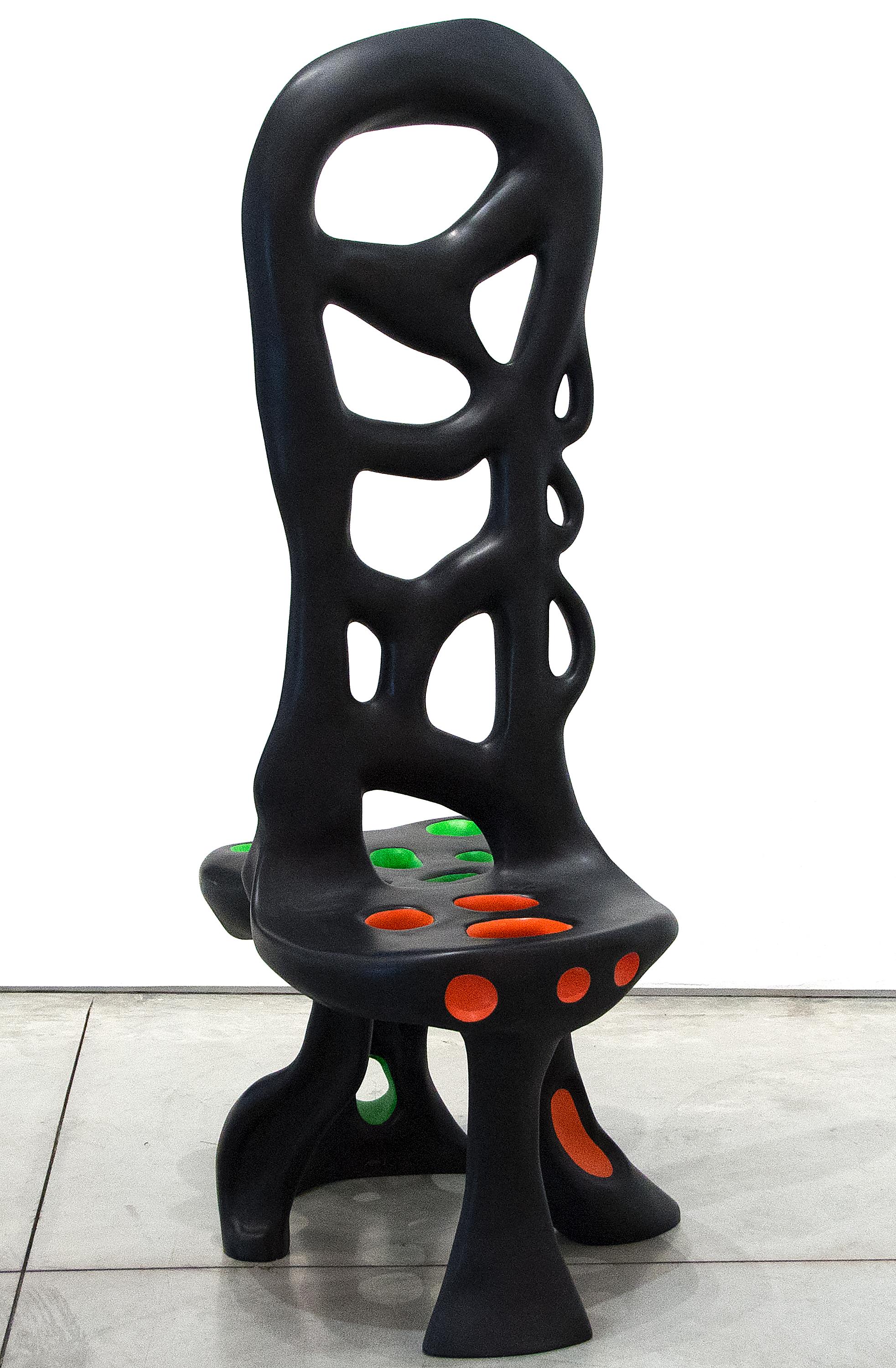 Eine Skulptur von Niki de Saint Phalle. 