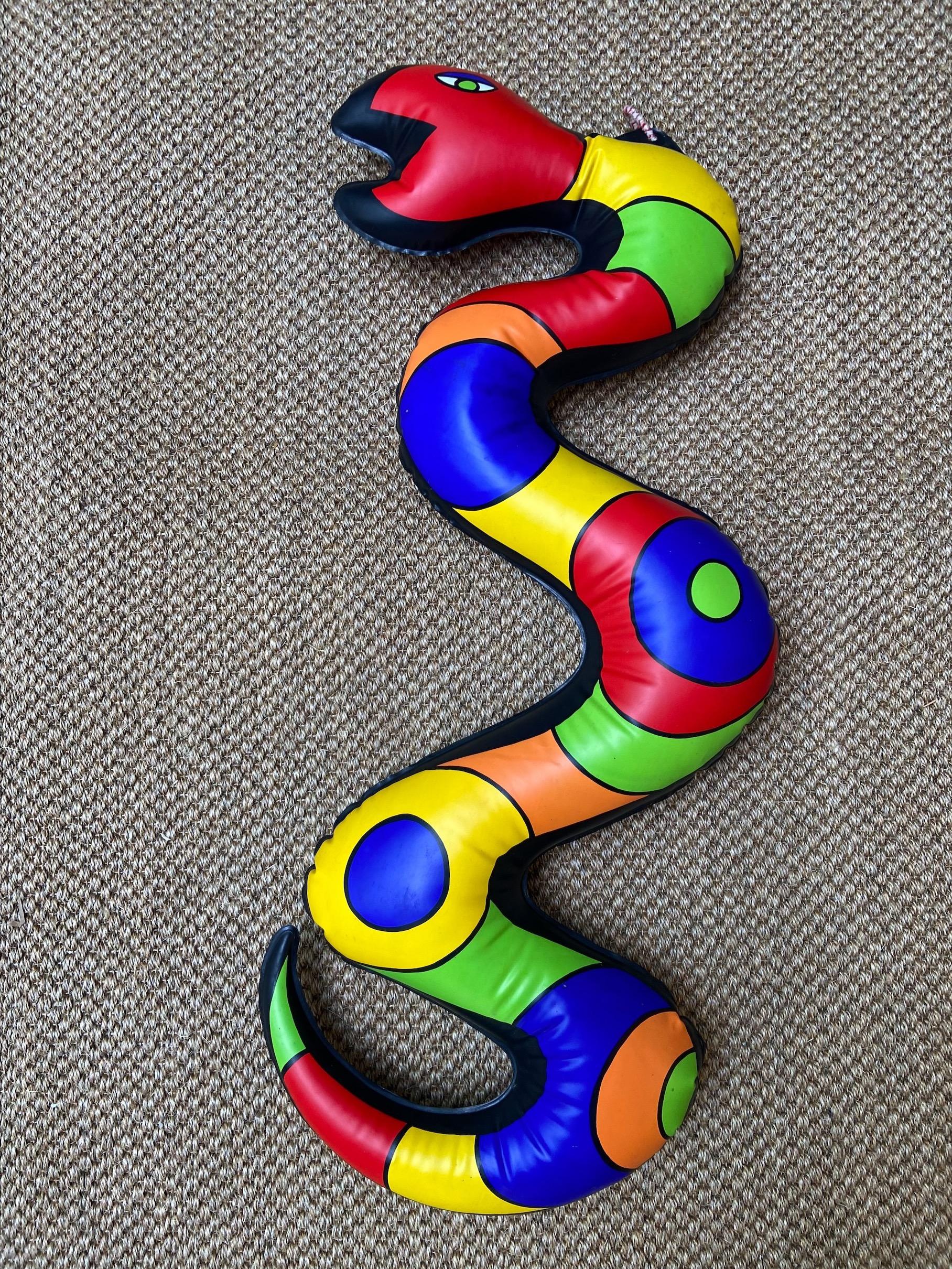 NIKI DE SAINT PHALLE - Serpent
Inflatable polychrome plastic sculpture.

JNF production edition

Signed with the name of the artist and the publisher.
 