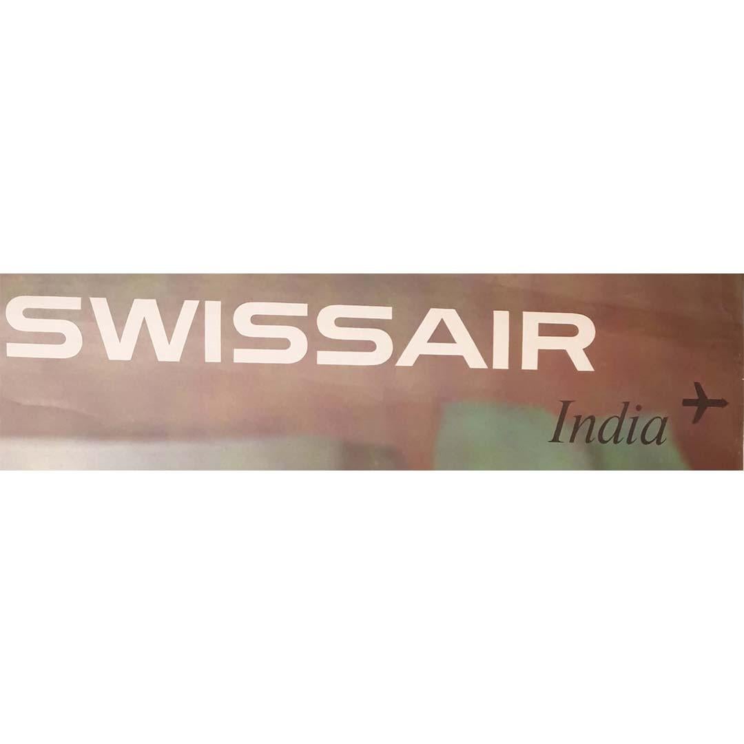 Das von Nikolaus Schwabe geschaffene Plakat zur Förderung der Reisen der Swissair nach Indien, 1961 im Angebot 3