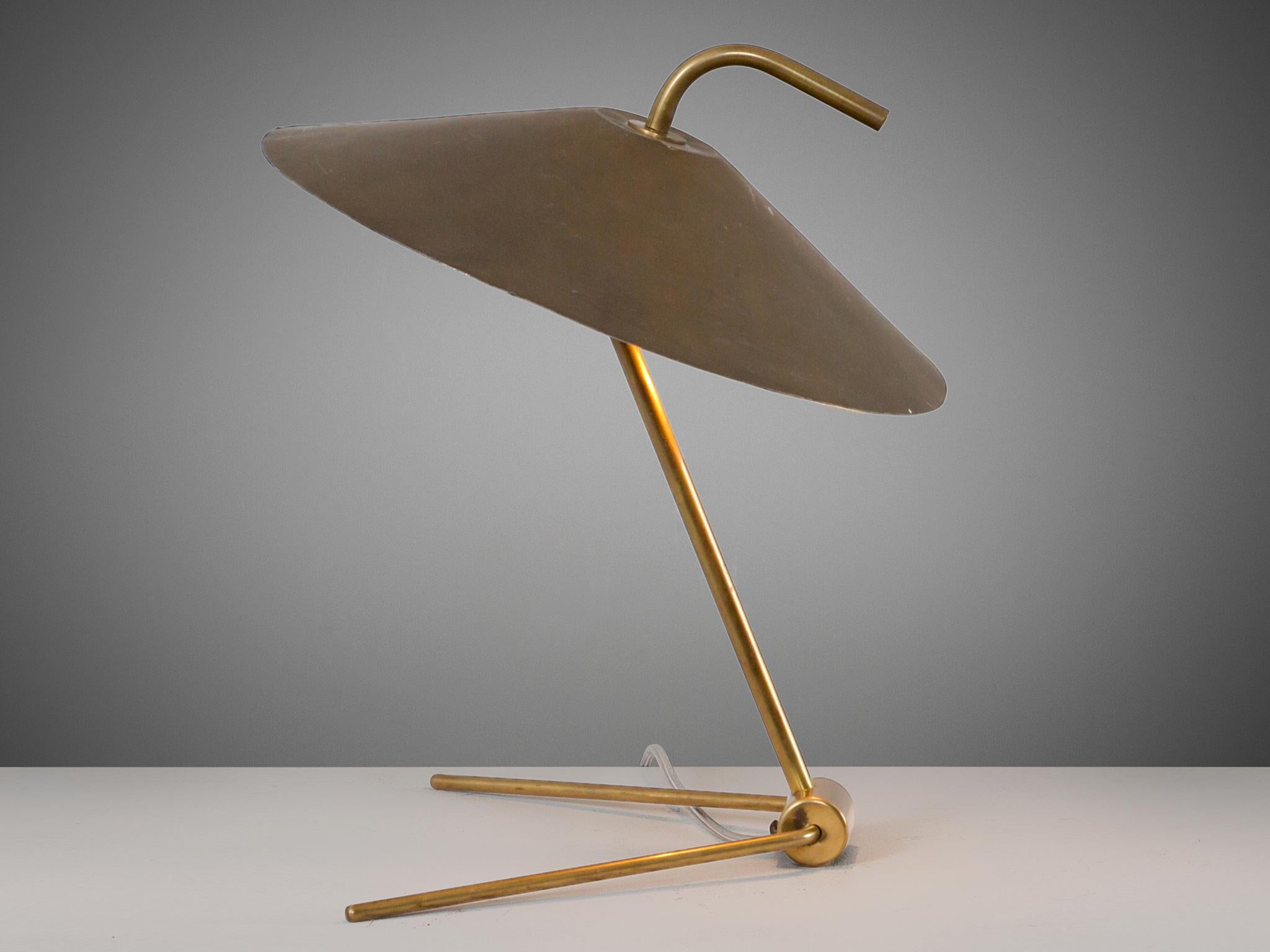 Italian Nikolay Diulgheroff Table Lamp in Brass