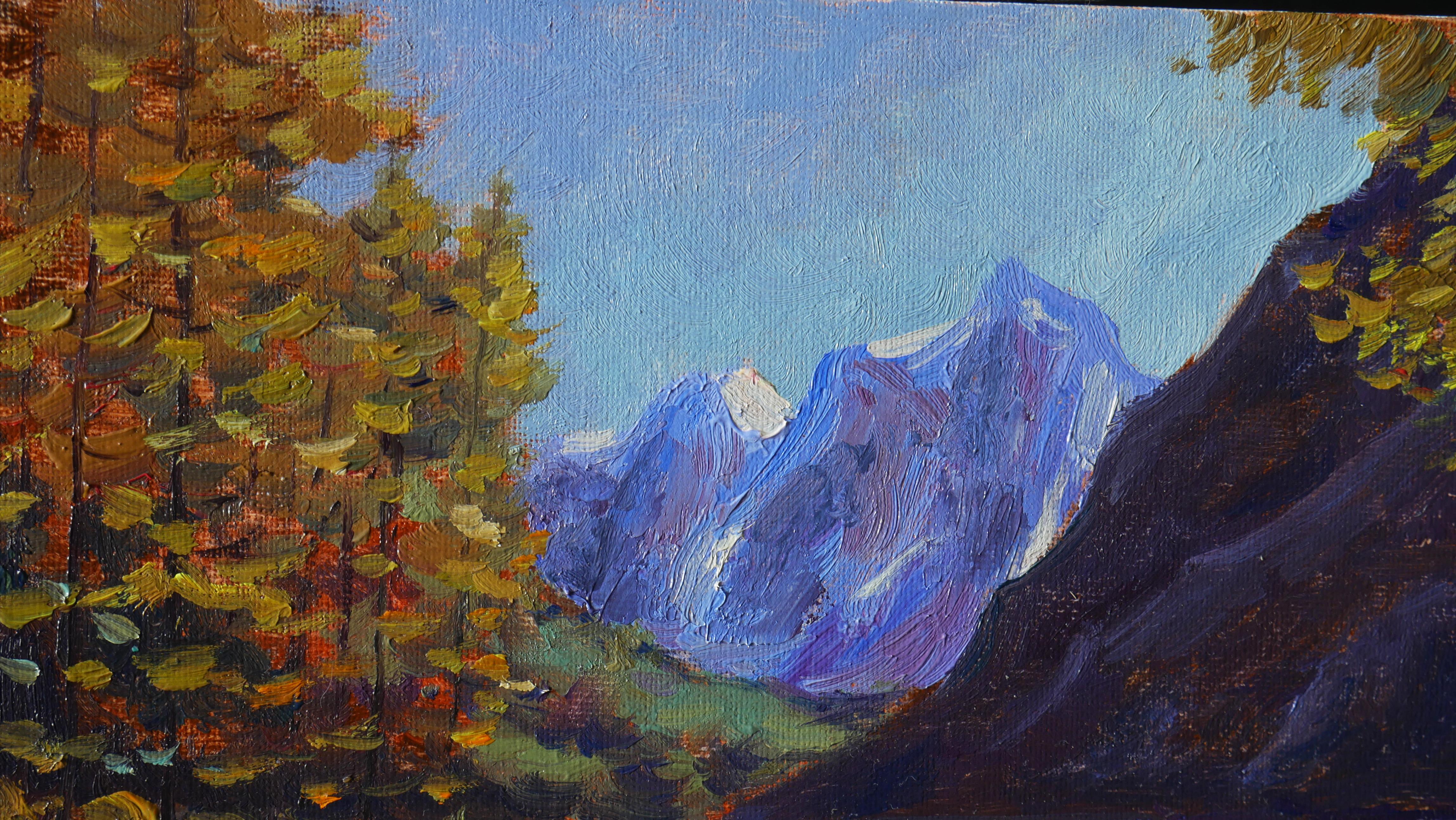 Das sonnige impressionistische Gemälde mit einem See, einem herbstlichen Wald und schönen Bergen ist eine schöne Wanddekoration. Das Gemälde ist voll von verschiedenen Farben, Kombinationen von warmen und kalten Tönen werden vom Künstler