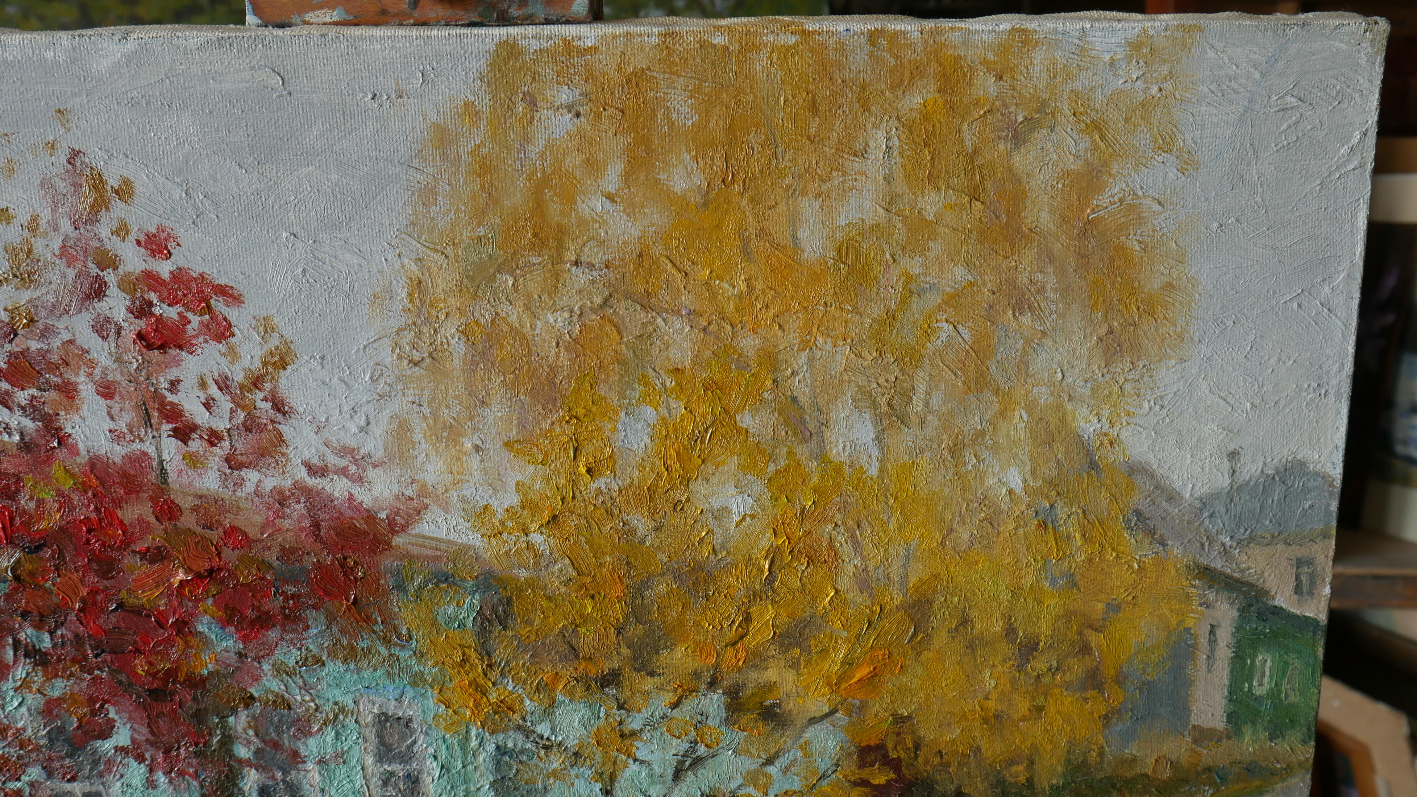 Autunno a Yelets - Quadro di paesaggio urbano autunnale in vendita 5
