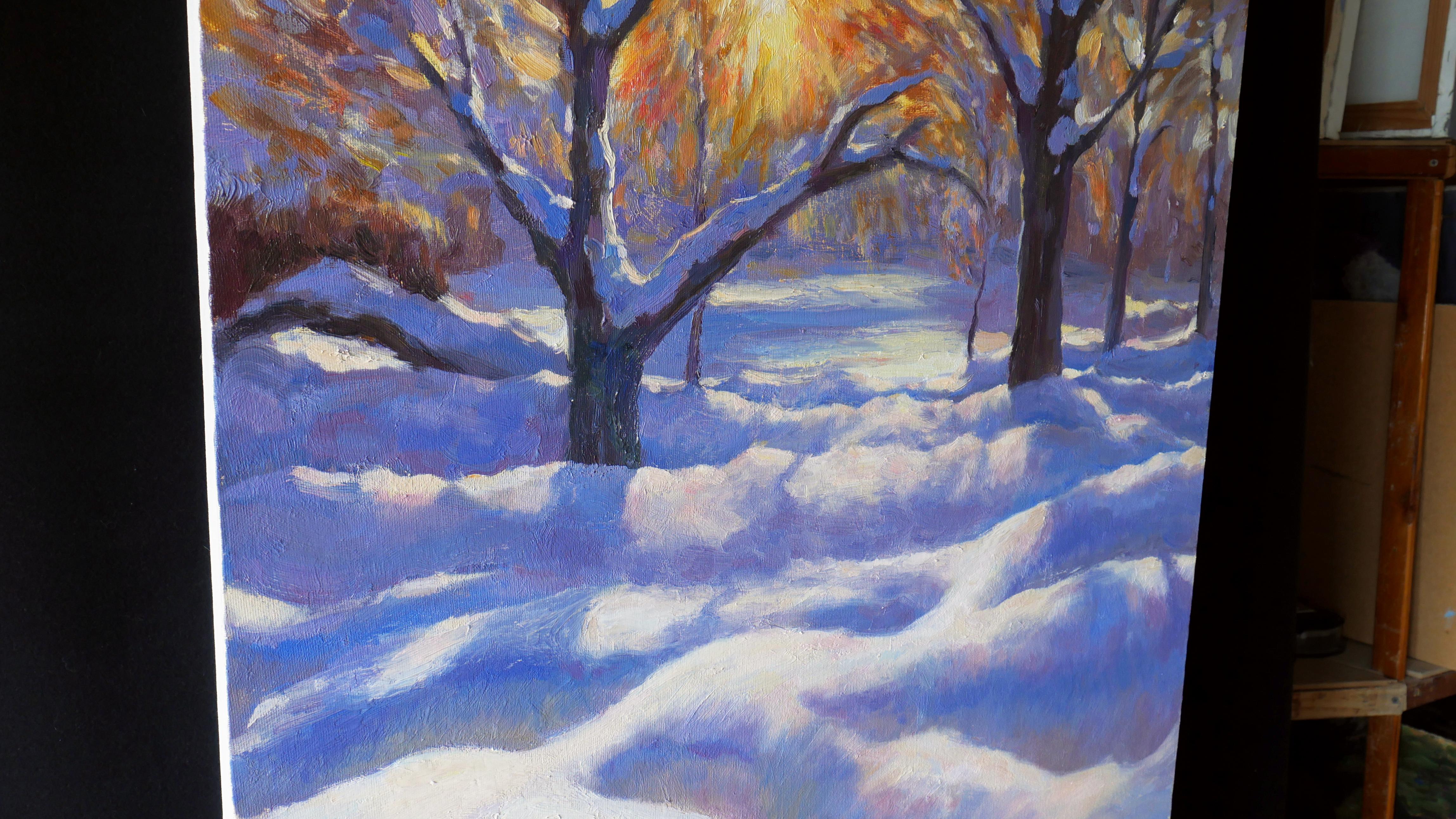 The Rays Of The Winter Sun (Grau), Landscape Painting, von Nikolay Dmitriev