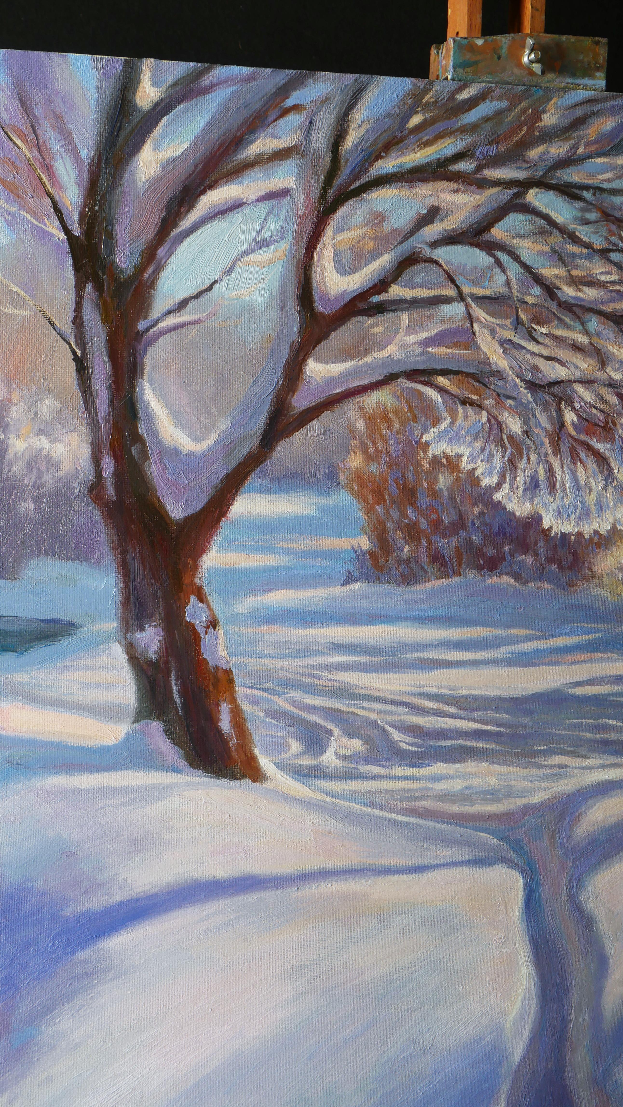 Das sonnige Winterbild ist nur mit positiver Energie und Emotionen gefüllt: Ein schönes Spiel von Sonnenlicht und violetten Schatten schafft die magische Atmosphäre eines Winterwaldes.

Das Bildmaterial stammt vom Autor und ist ein