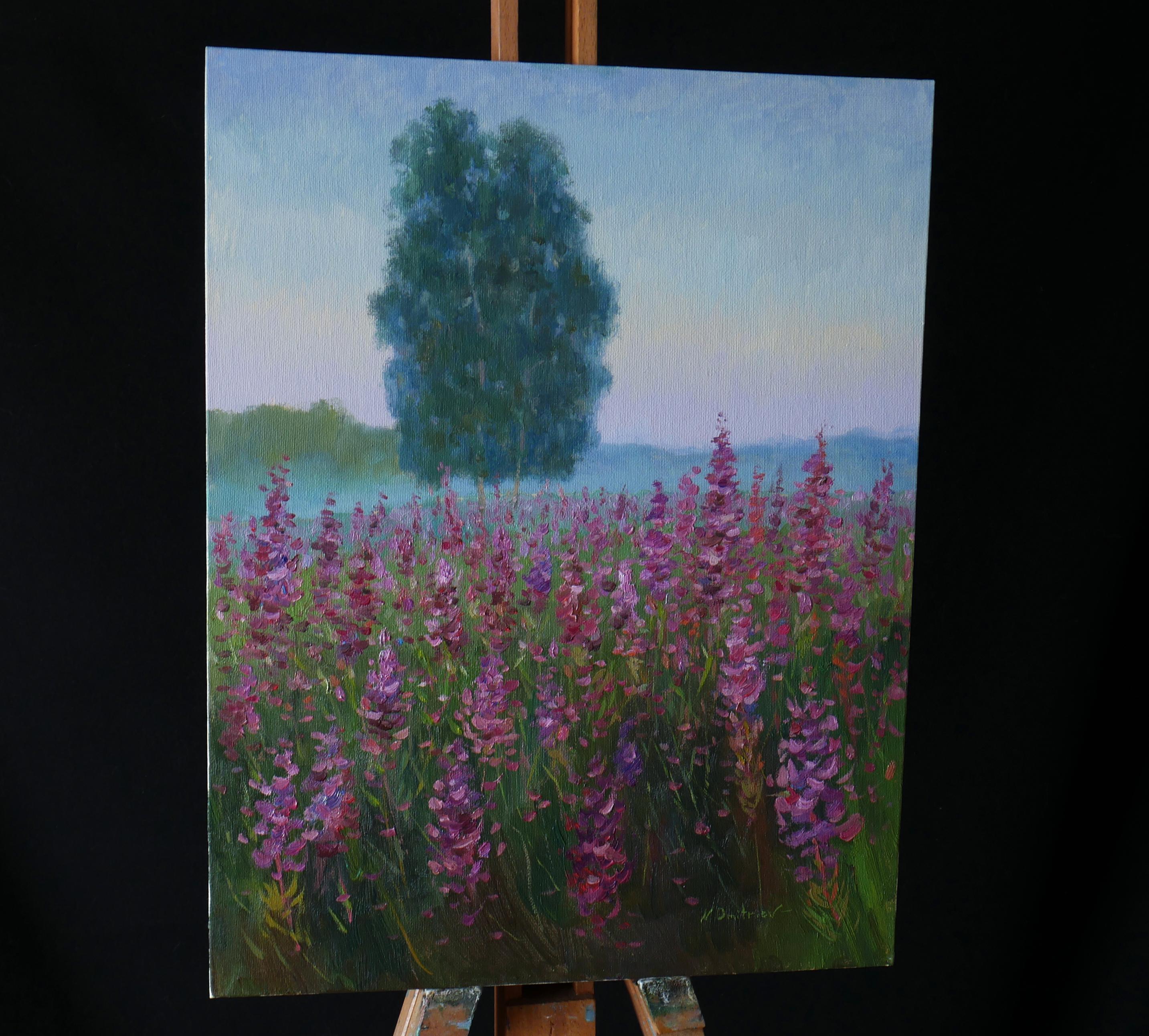 The Morning Over The Fireweed Field – Sommerlandschaftsgemälde – Painting von Nikolay Dmitriev