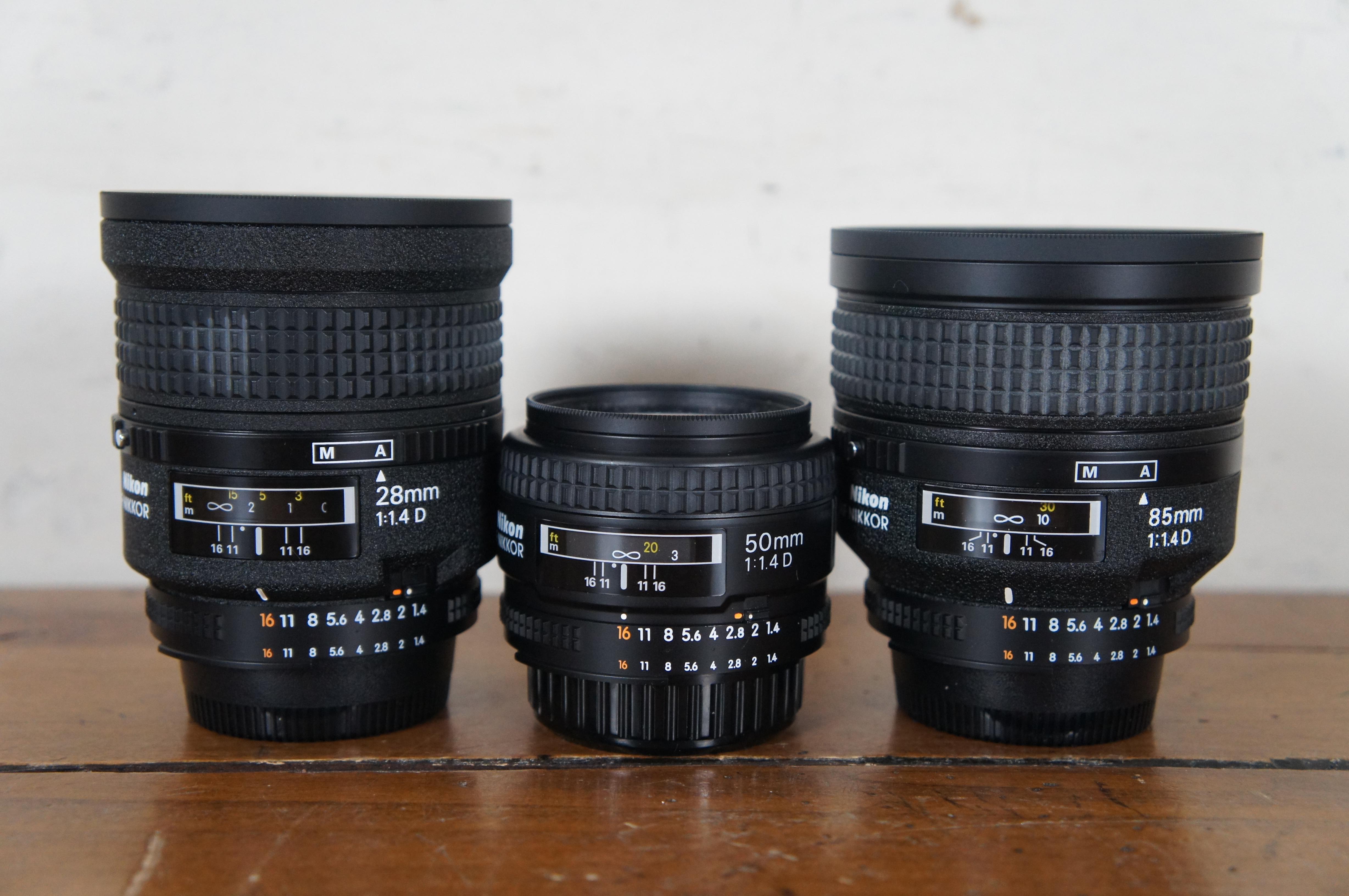 Nikon AF Nikkor Camera Lens Set 28mm 50mm 85mm Speedlight Flash & Case For Sale 3