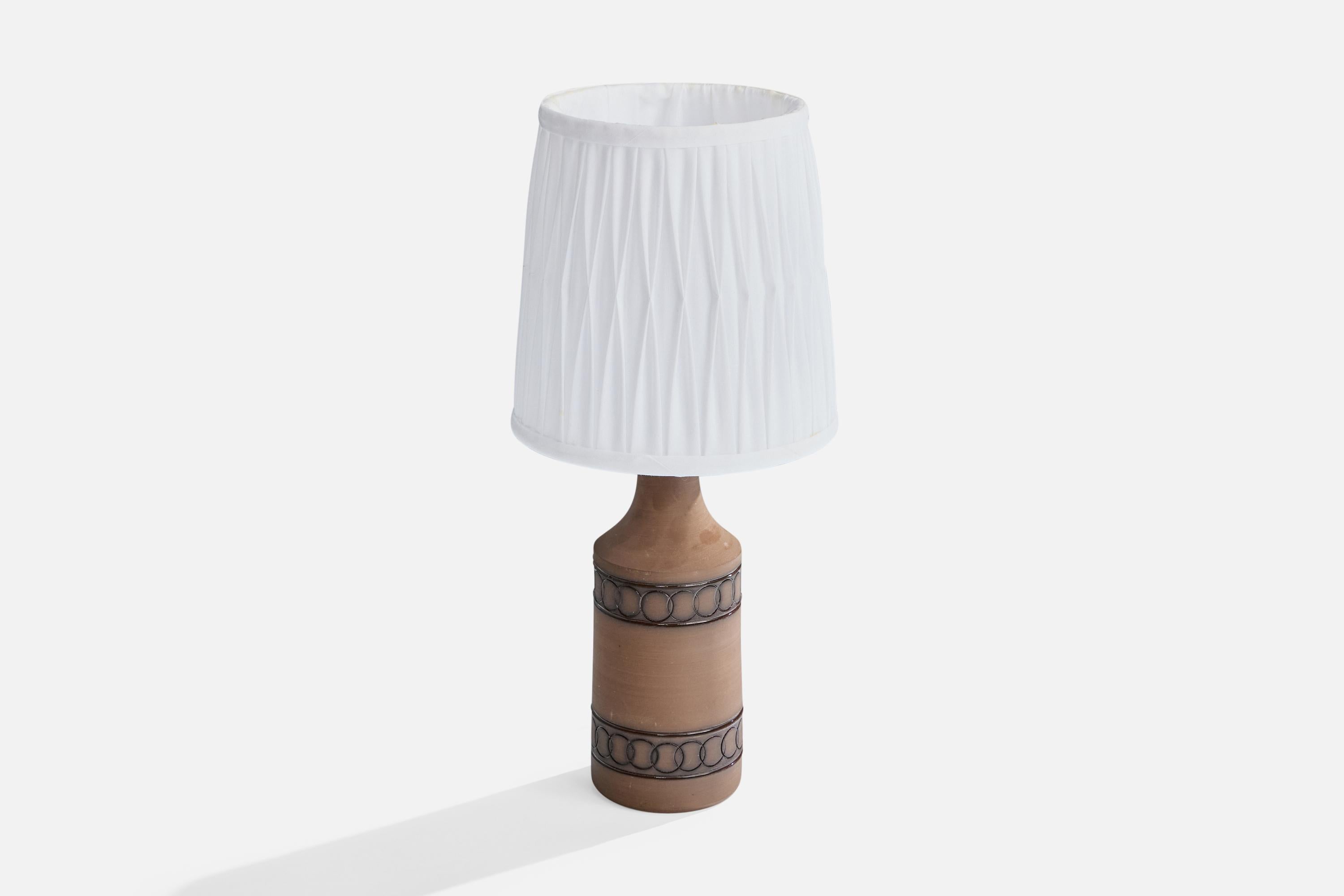 Nila Keramik, Tischlampen, Keramik, Stoff, Schweden, 1970er (Schwedisch) im Angebot