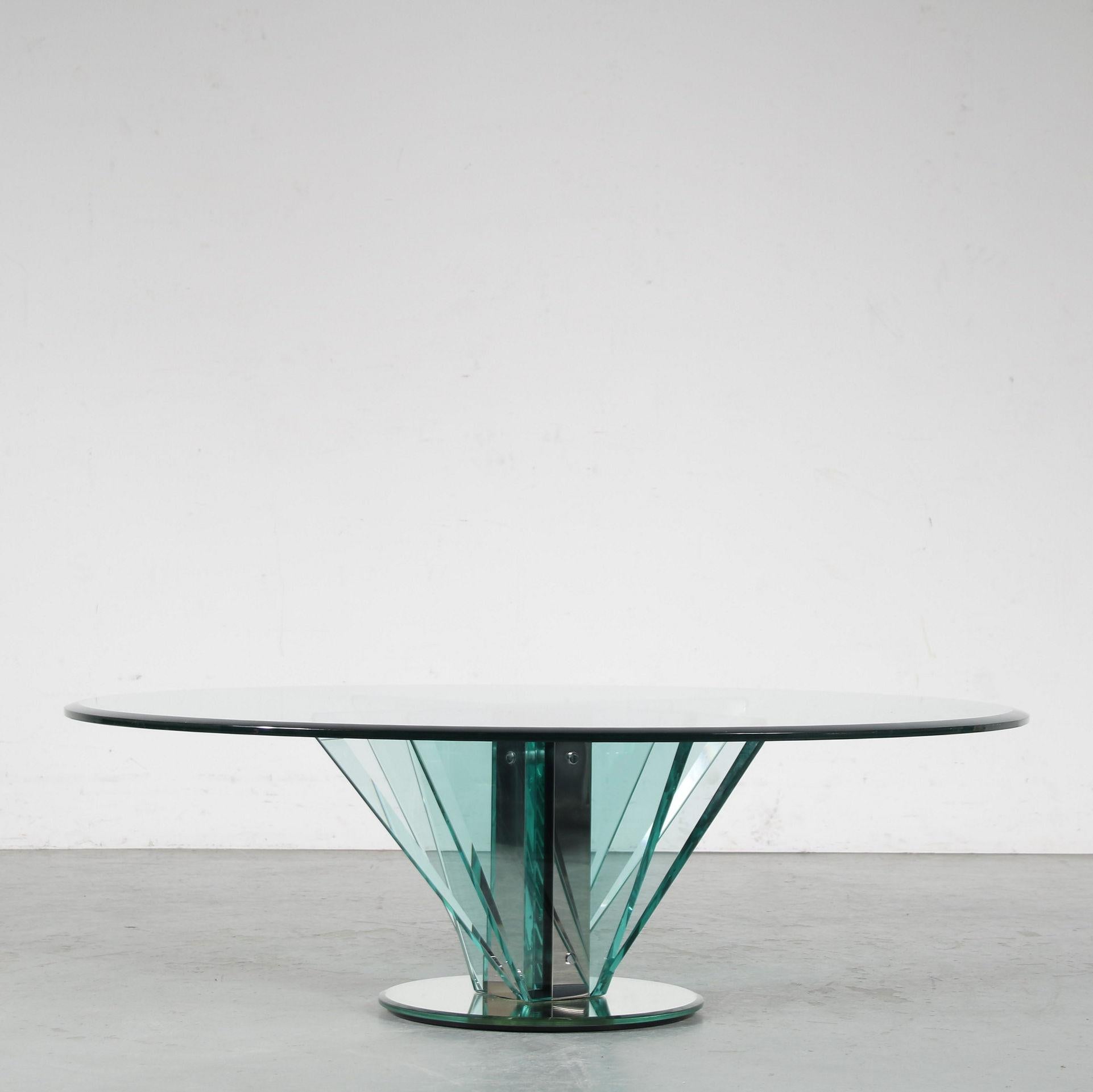 Nile Glass Coffee Table attributed to Pietro Chiesa for Fontana Arte, Italy 1970 In Good Condition In Amsterdam, NL