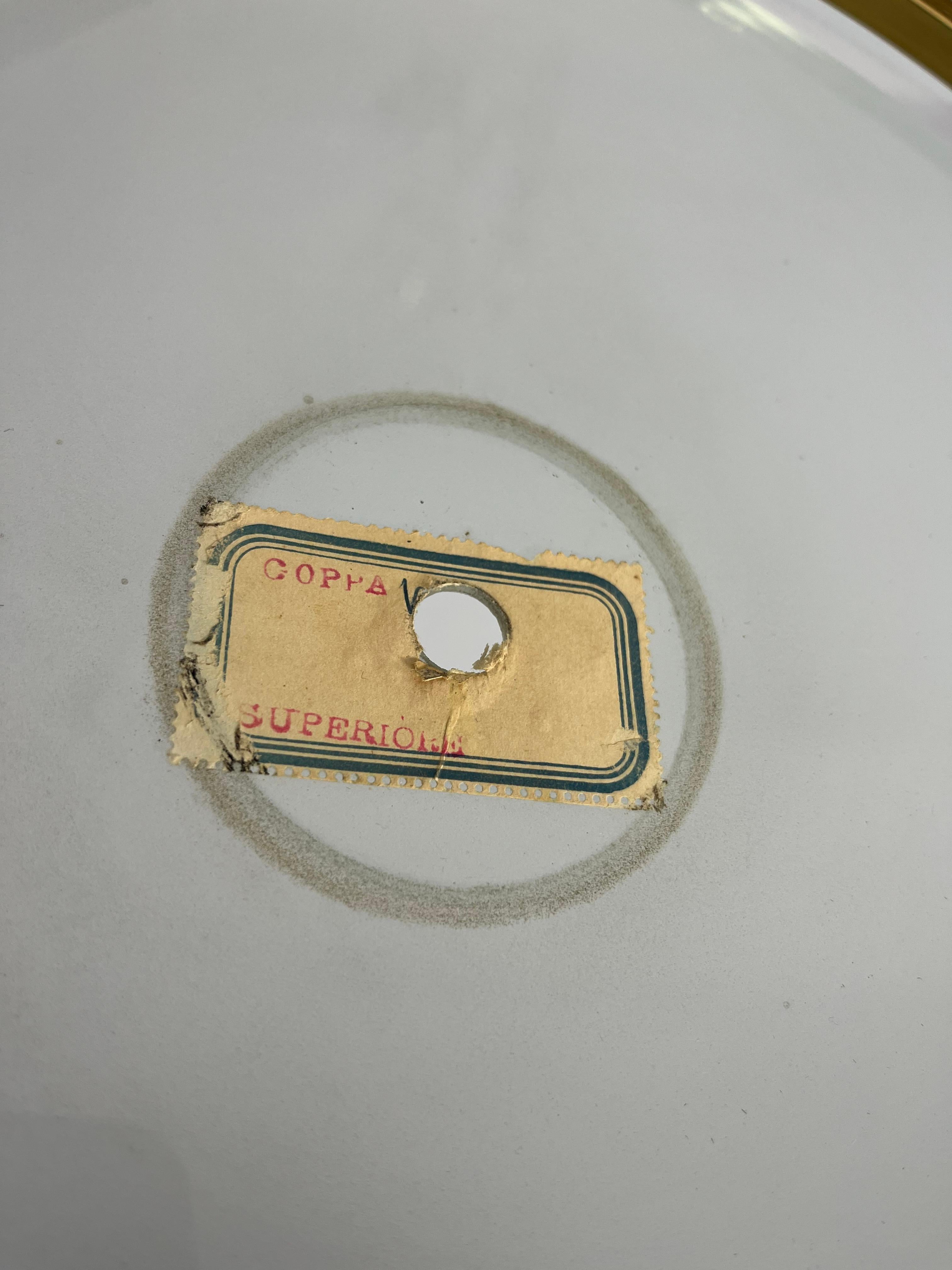 Lustre en verre de Murano et laiton vert Nil, attribué à Pietro Chiesa, années 1950
Trois lumières, verre intact.
Bon état.

Nous garantissons une expédition rapide avec un emballage adéquat et un transporteur de confiance.
