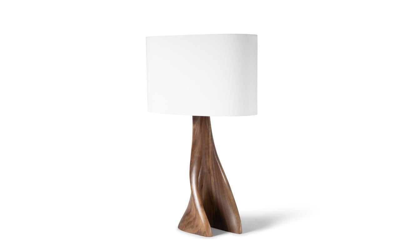 Lampe Nile Dessert Night teinture sur bois de frêne avec abat-jour en soie ivoire par Amorph Neuf - En vente à Los Angeles, CA