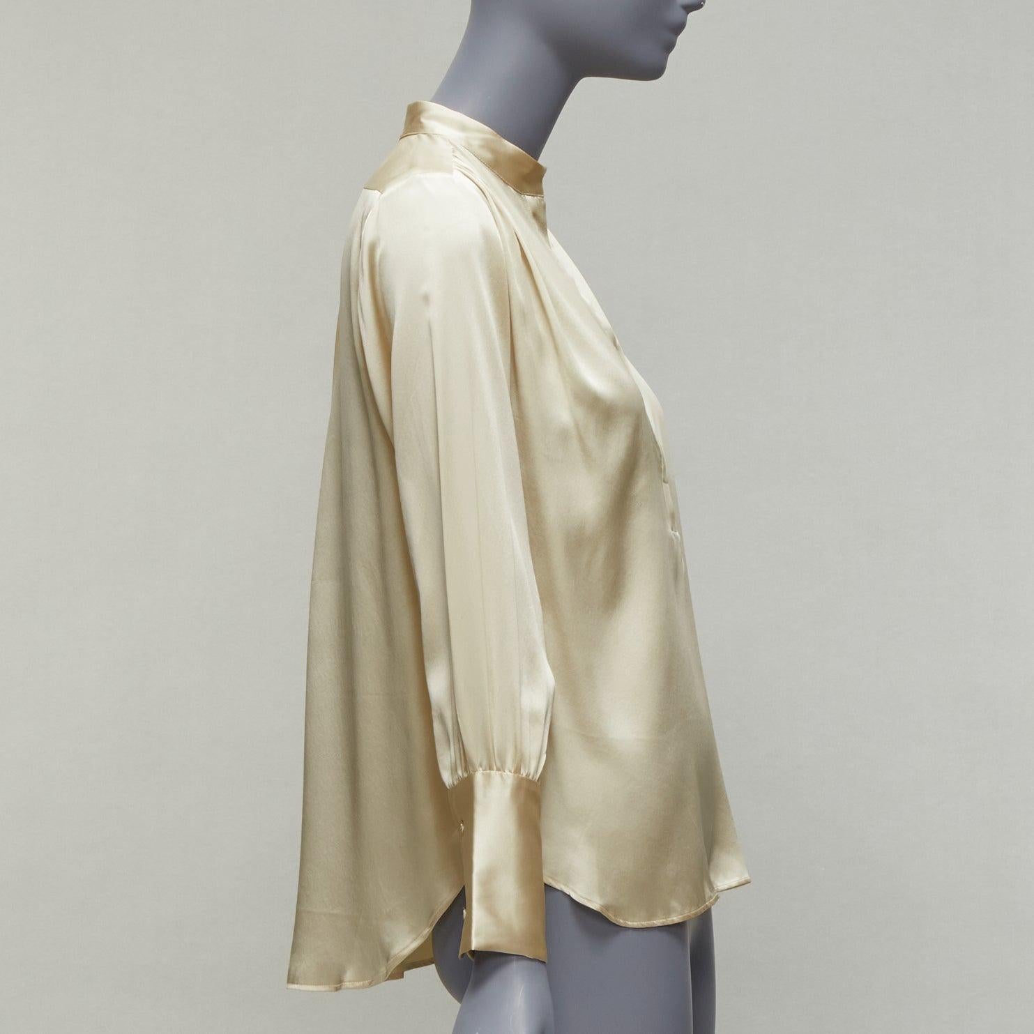NILI LOTAN 100% silk champagne pleated shoulder seam V neck popover blouse XS In Good Condition For Sale In Hong Kong, NT