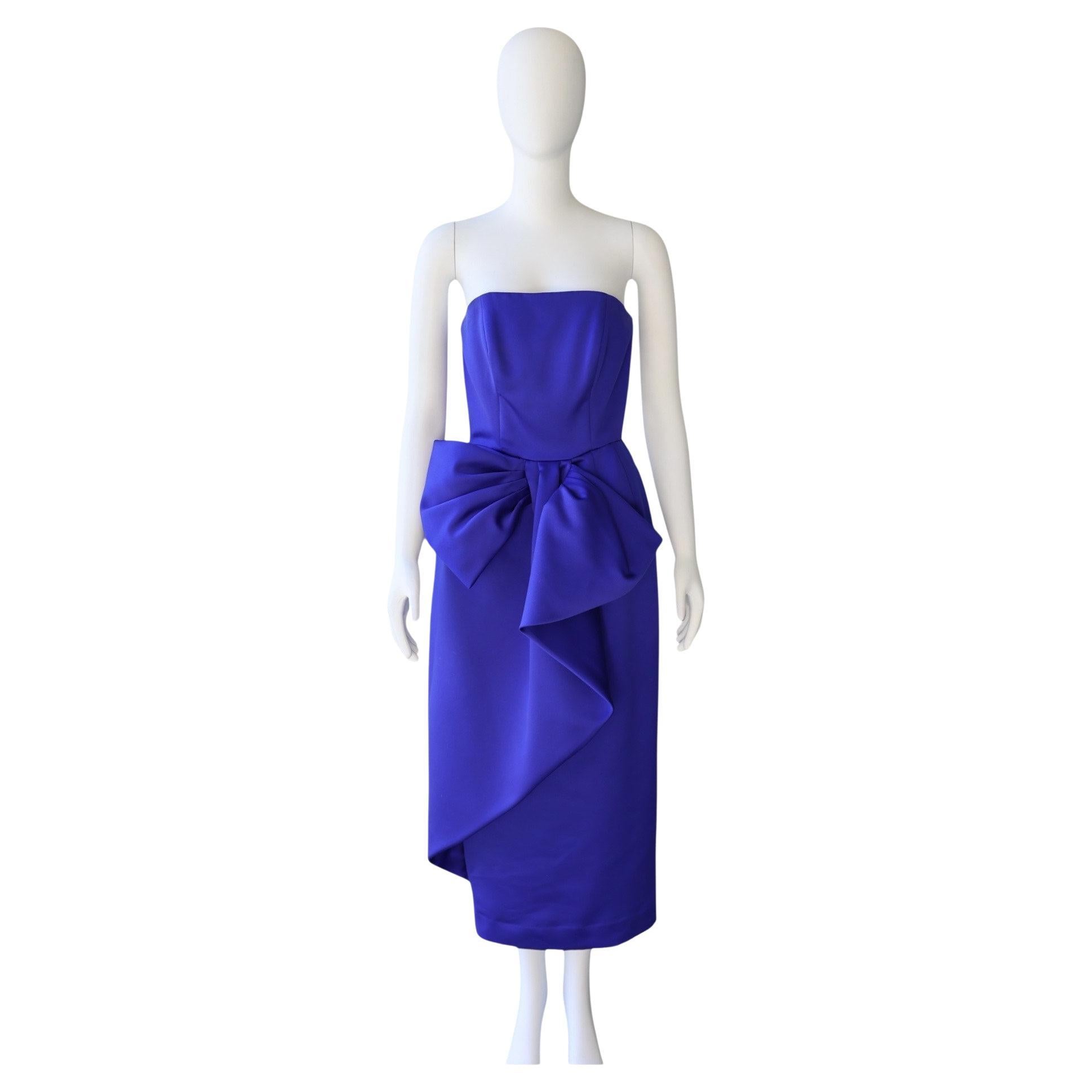 Nili Martin - Robe de cocktail bleue avec nœud en vente