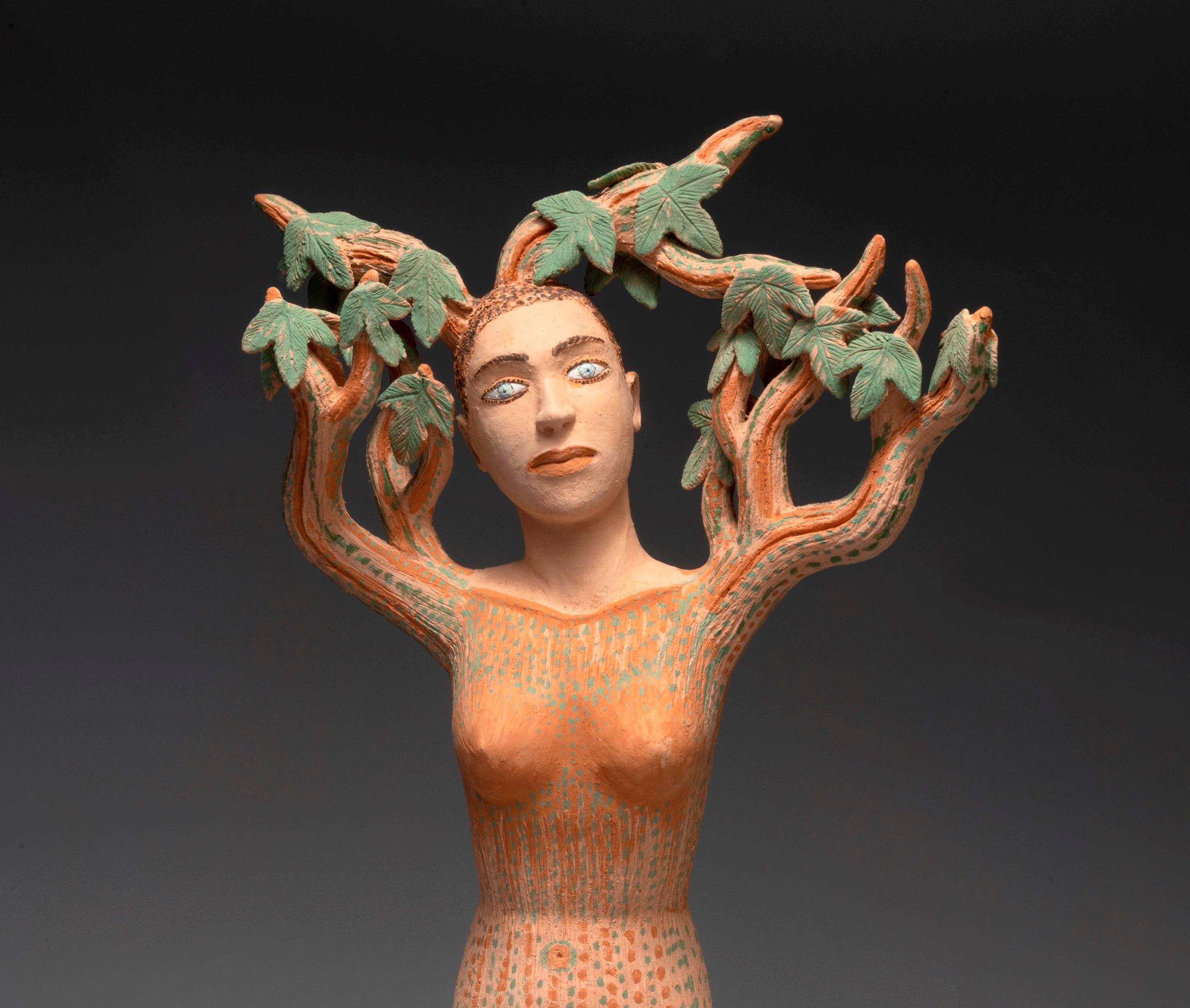 Daphnis Nili Pincas Art contemporain sculpture terre cuite pastel femme mythologie en vente 1