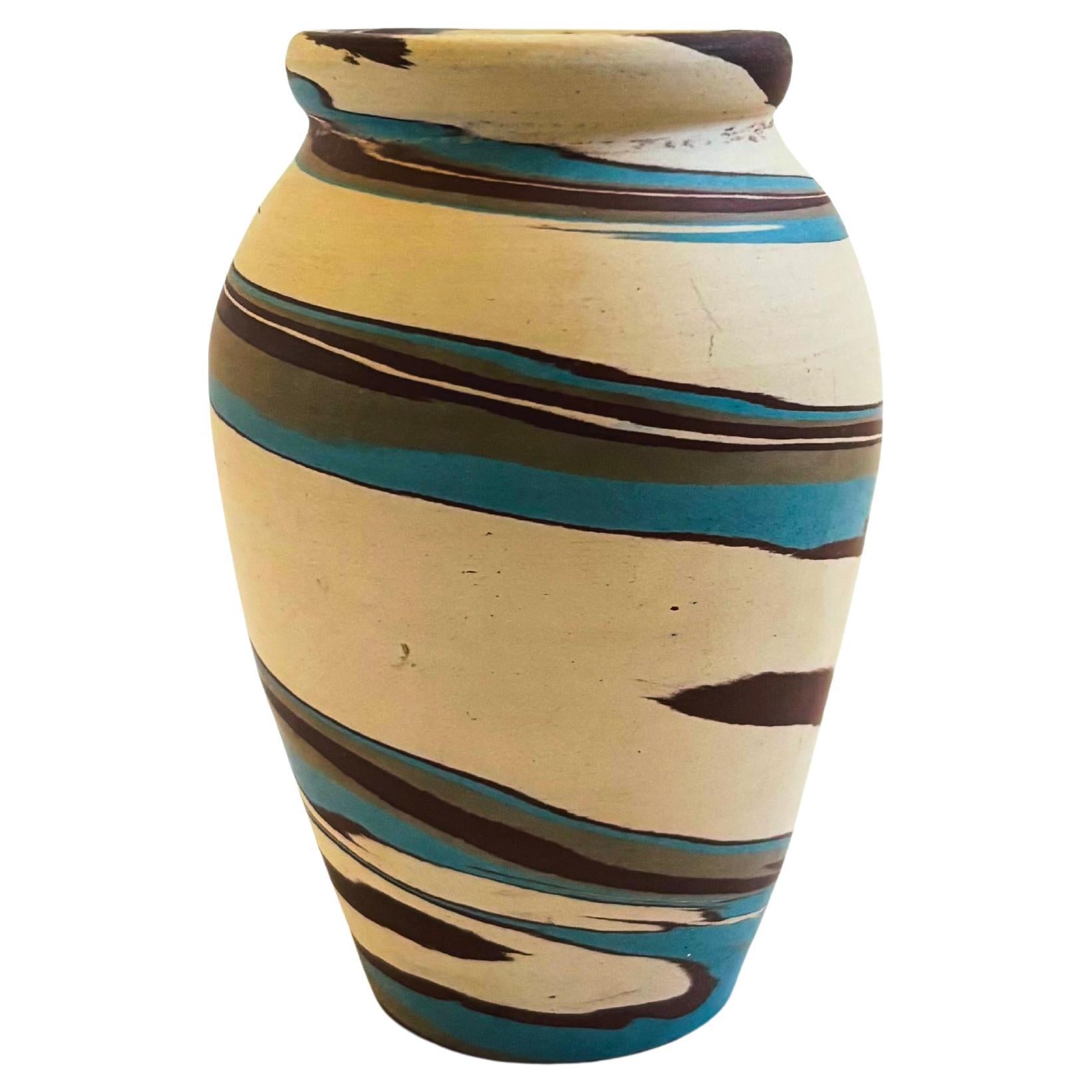 Vase en poterie Niloak Mission Swirl
