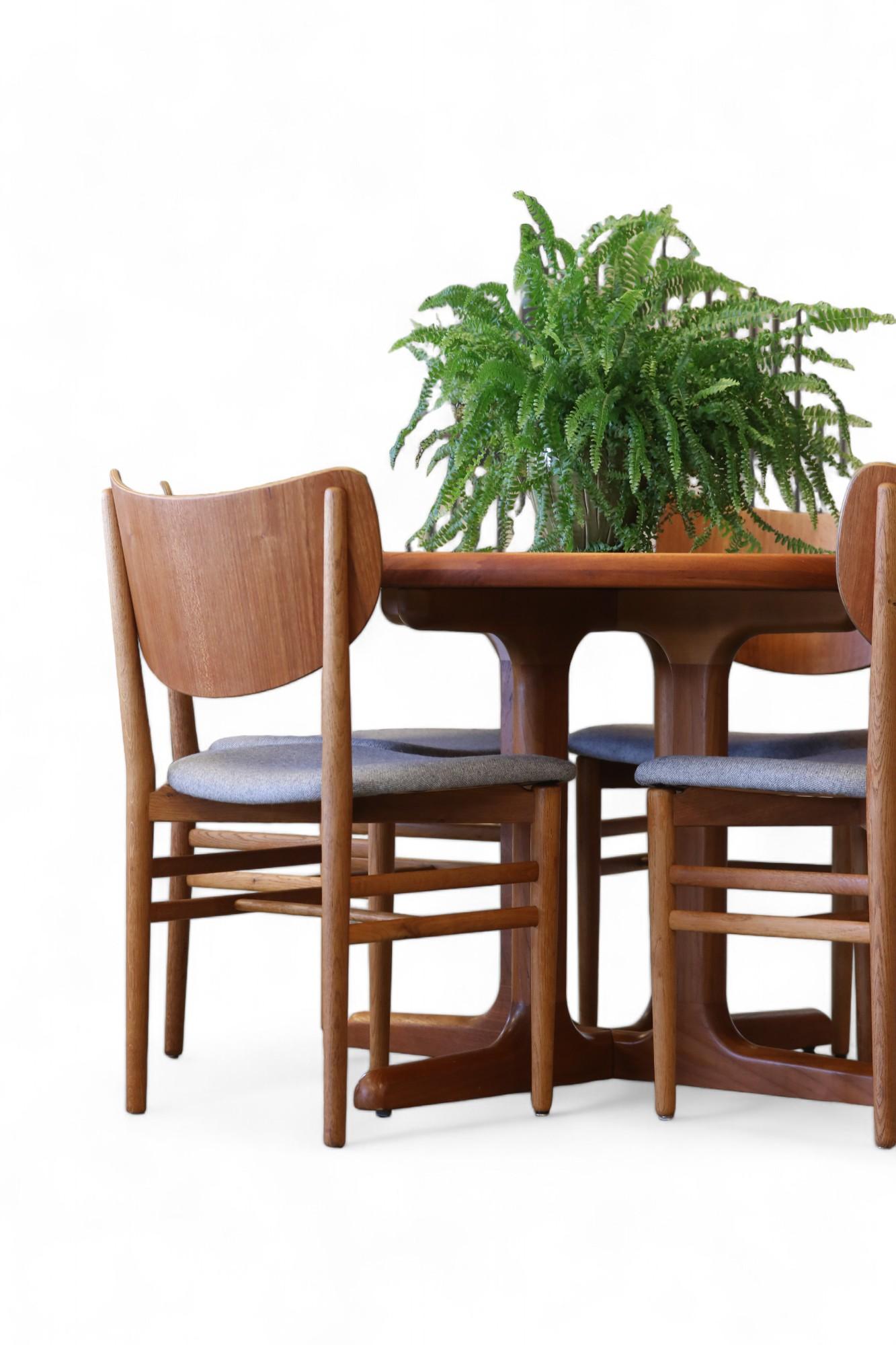 Nils & Eva Koppel Slagelse chair in teak and oak, set of six chairs For Sale 5