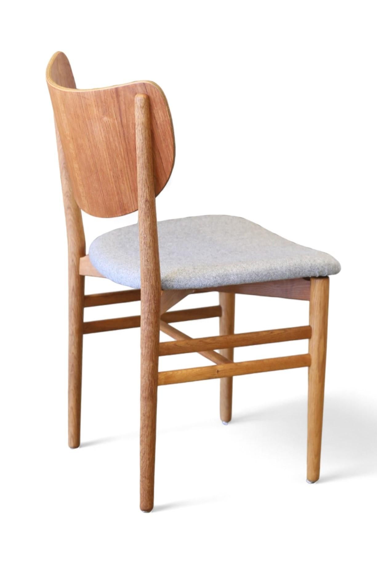 Scandinavian Modern Nils & Eva Koppel Slagelse chair in teak and oak, set of six chairs For Sale