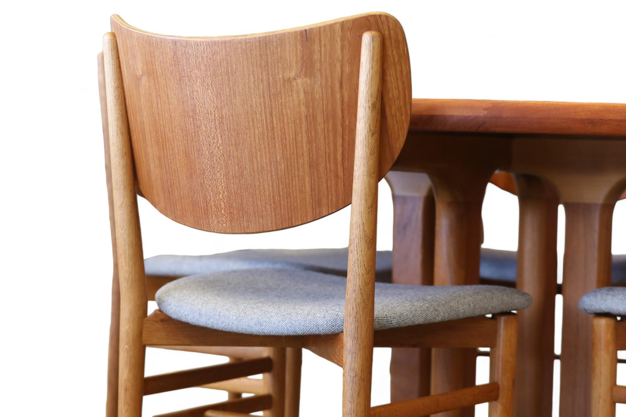 Nils & Eva Koppel Slagelse chair in teak and oak, set of six chairs For Sale 1