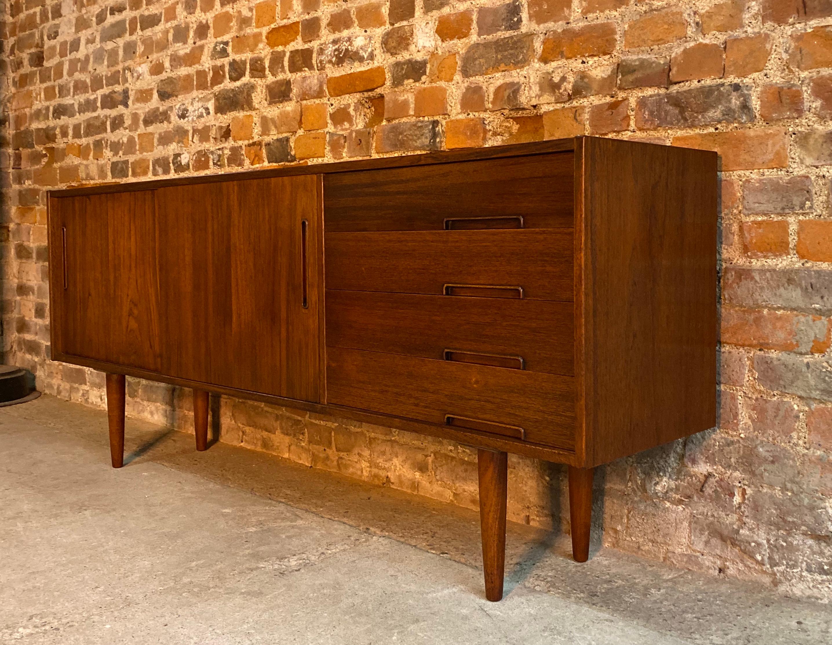 Nils Johnsson Trento Teak Sideboard for Troeds Bjärnum, Sweden, circa 1970 5
