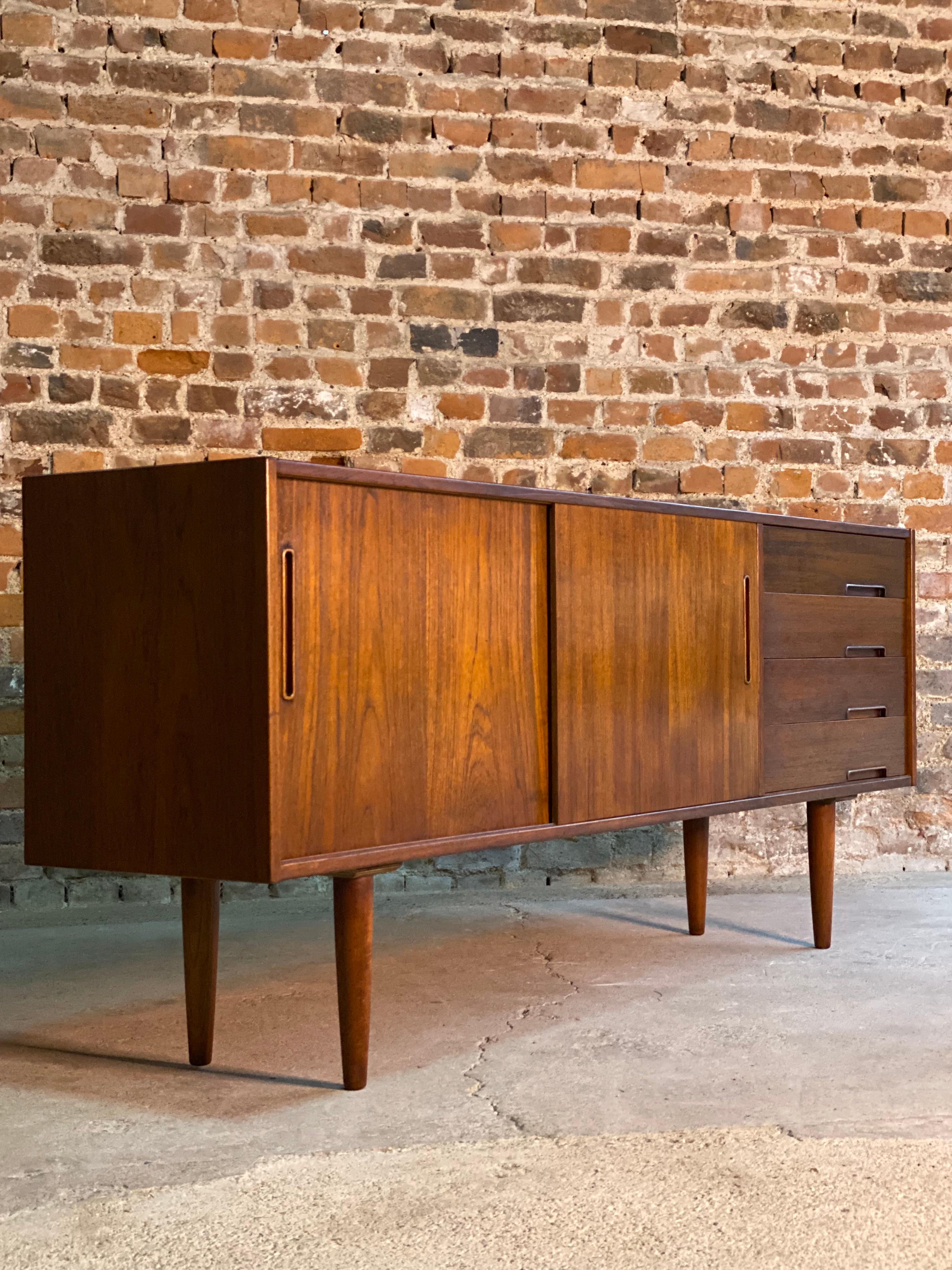 Mid-Century Modern Nils Johnsson Trento Teak Sideboard for Troeds Bjärnum, Sweden, circa 1970