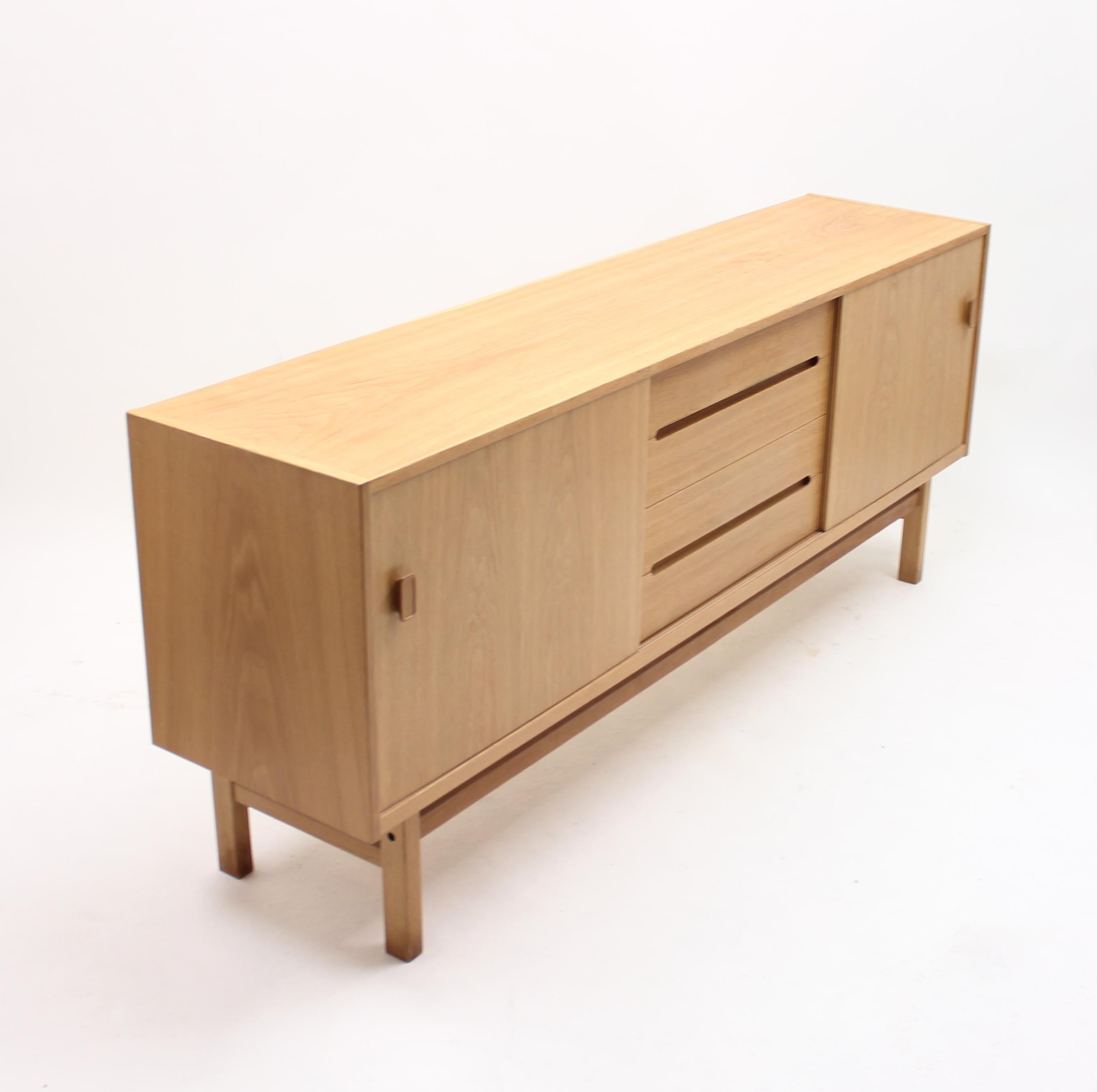 Nils Jonsson, Arild Oak Sideboard, Troeds, 1960s In Good Condition In Uppsala, SE