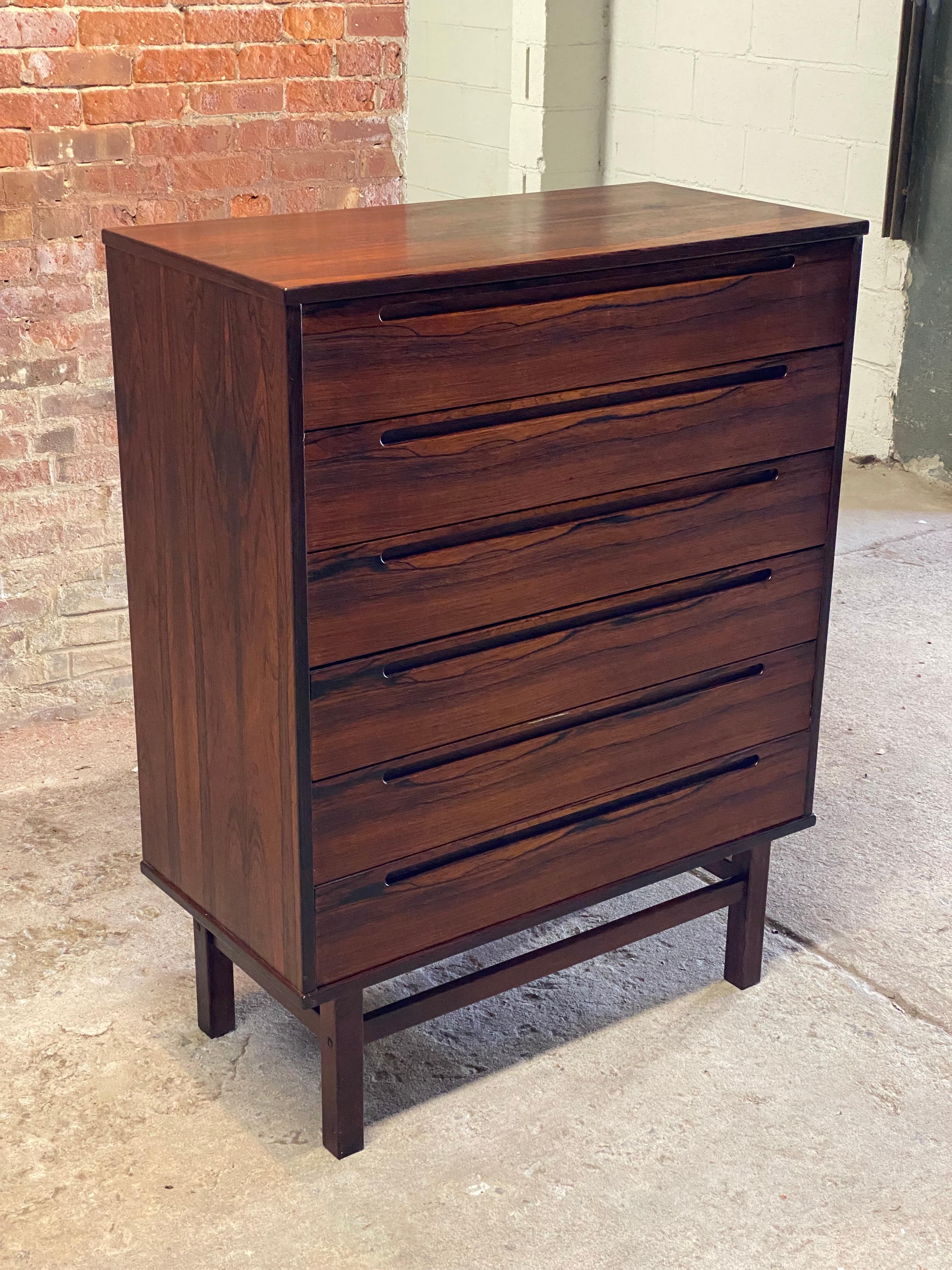 Nils Jonsson Danish Modern Rosewood Six Drawer Dresser In Good Condition For Sale In Garnerville, NY