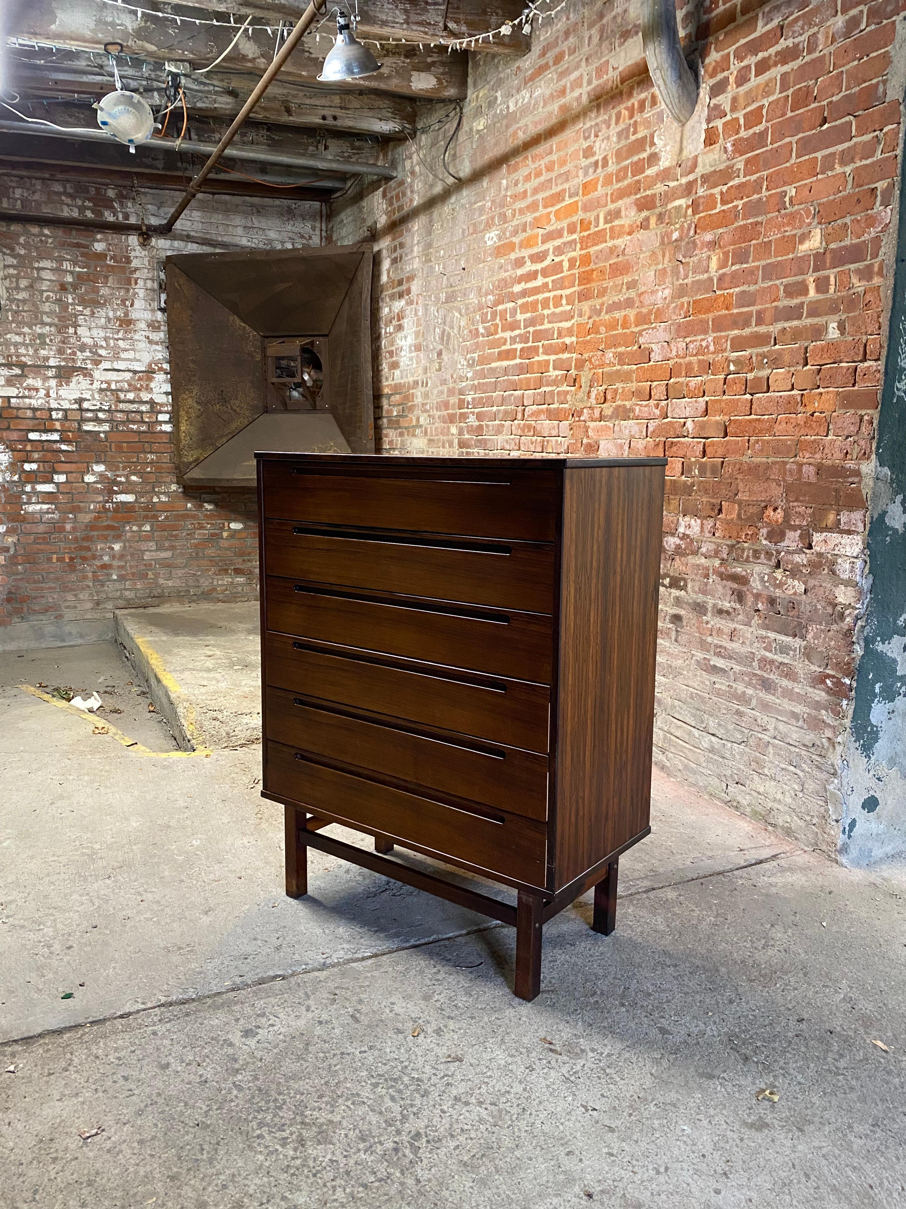 Nils Jonsson Danish Modern Rosewood Six Drawer Dresser For Sale 1