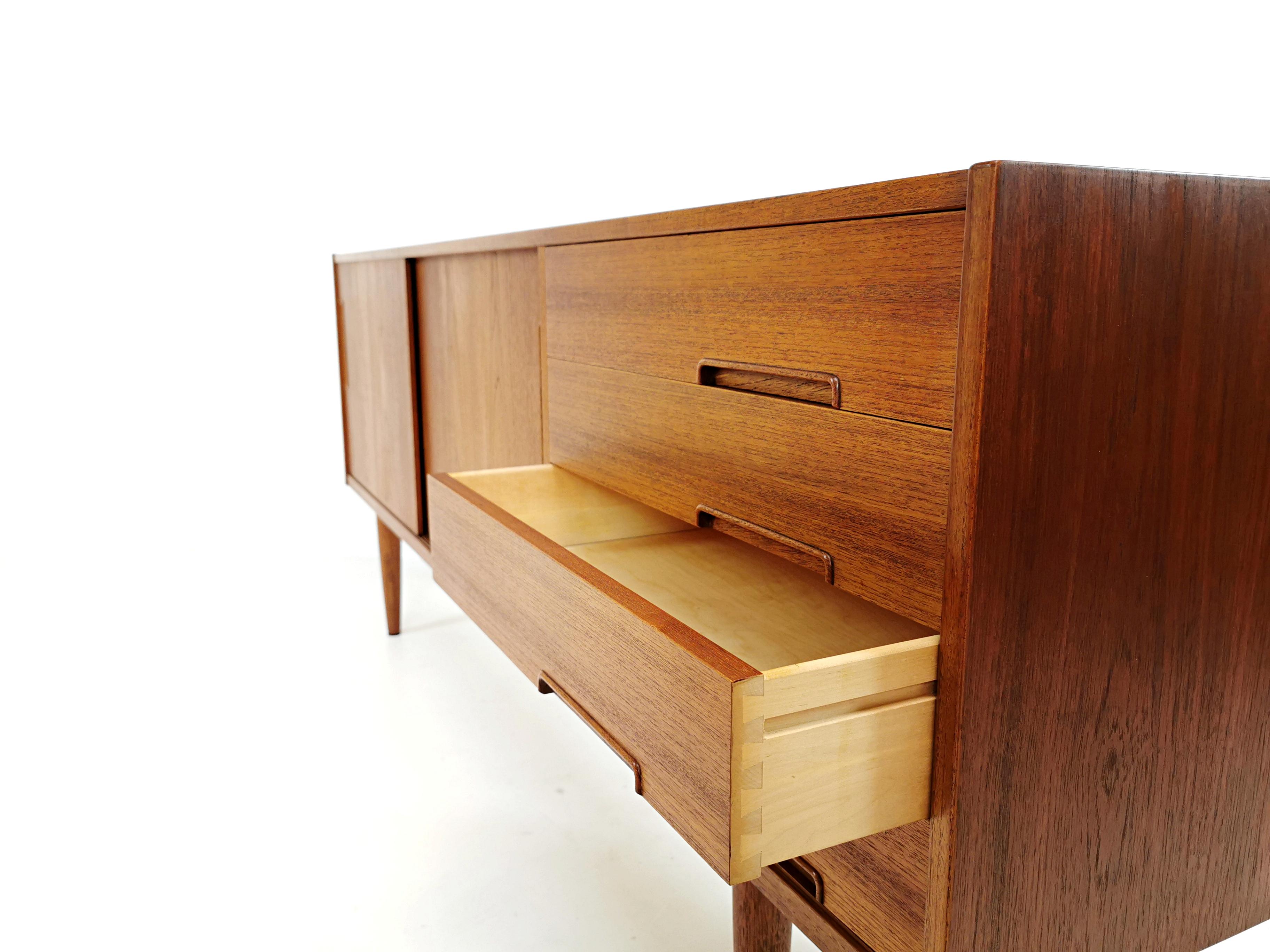 Nils Jonsson for Hugo Troeds Midcentury Teak Trento Sideboard Credenza, 1960s 2