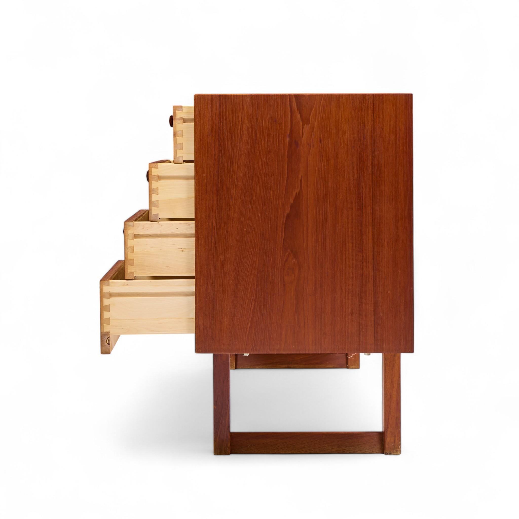 20th Century Nils Jonsson for Troeds Domi Monté Mid Century Swedish Teak Credenza For Sale