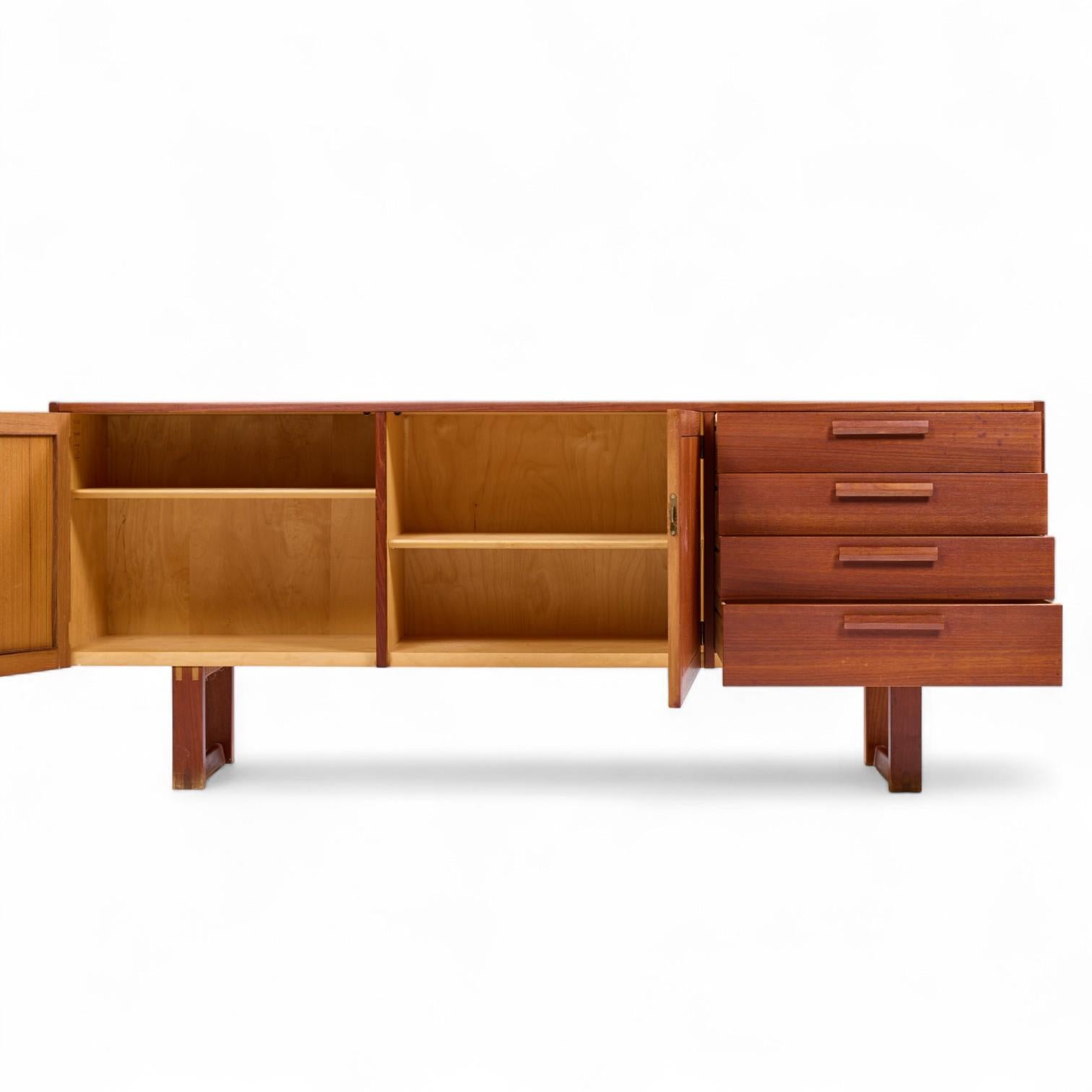 Nils Jonsson for Troeds Domi Monté Mid Century Swedish Teak Credenza For Sale 1