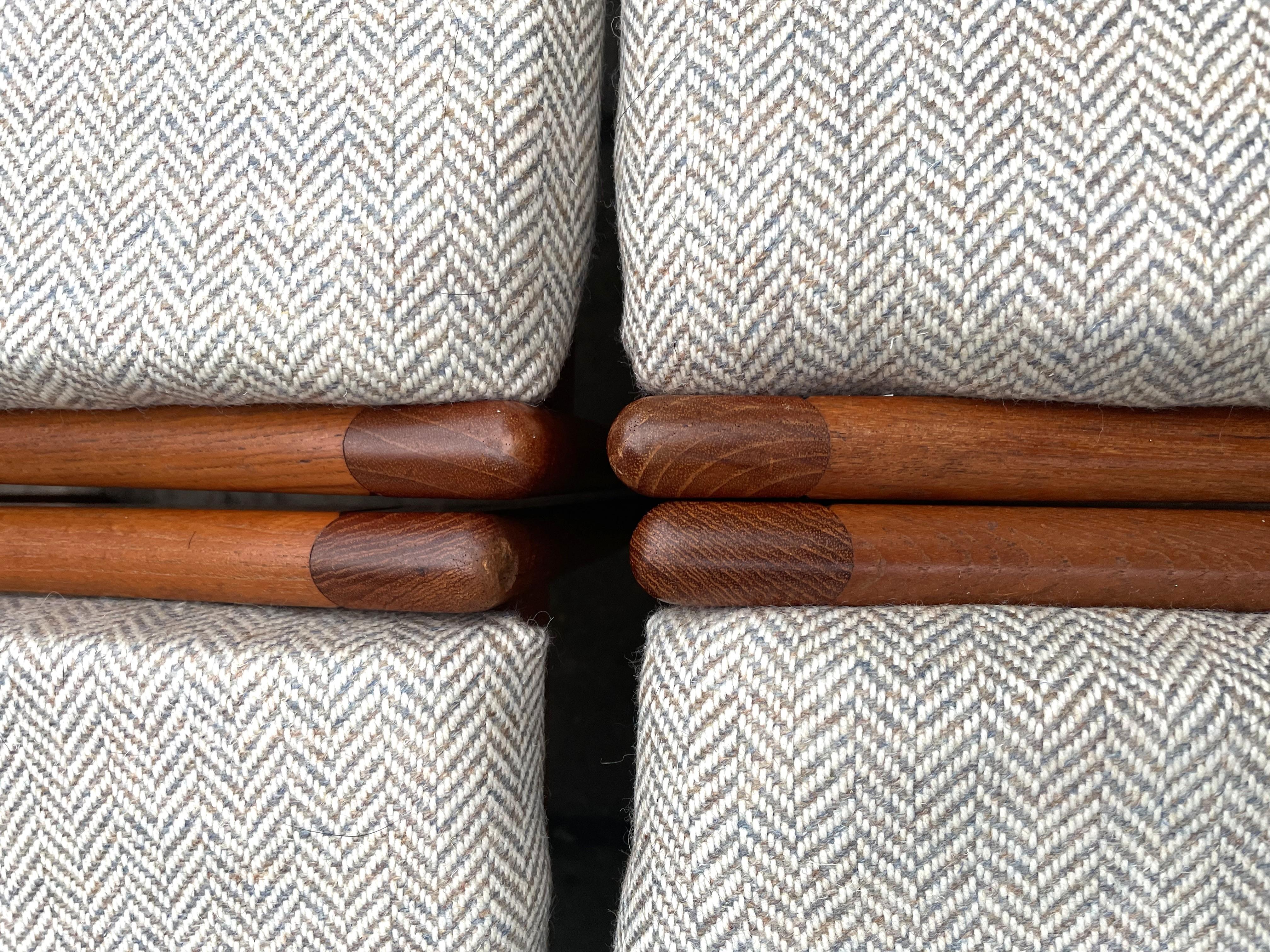 Nils Jonsson for Troed - Table de salle à manger à rallonge double en teck teinté avec cha en vente 11