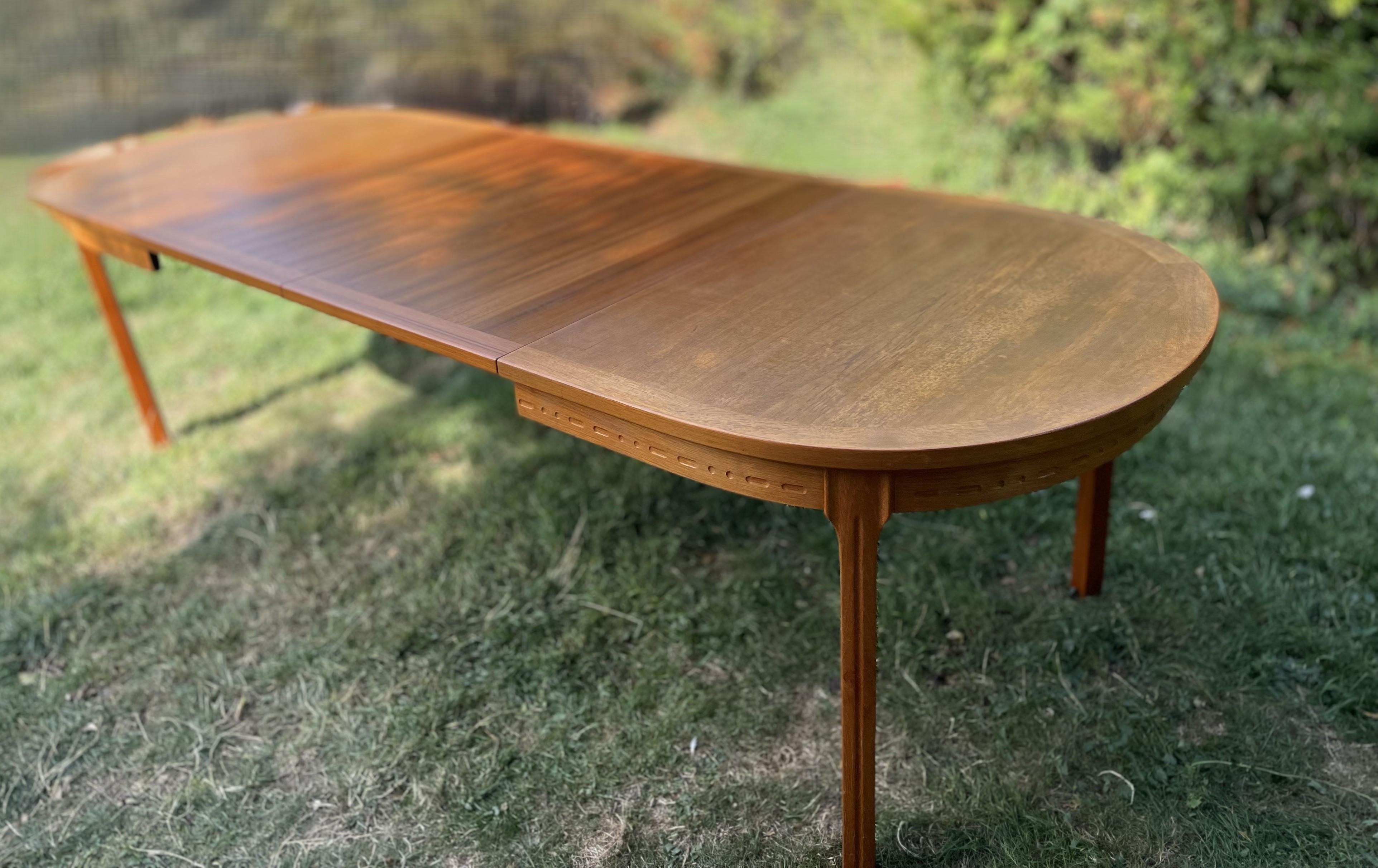 Nils Jonsson for Troeds – Double Extending Dining Table in Stained Teak with Cha en vente 7