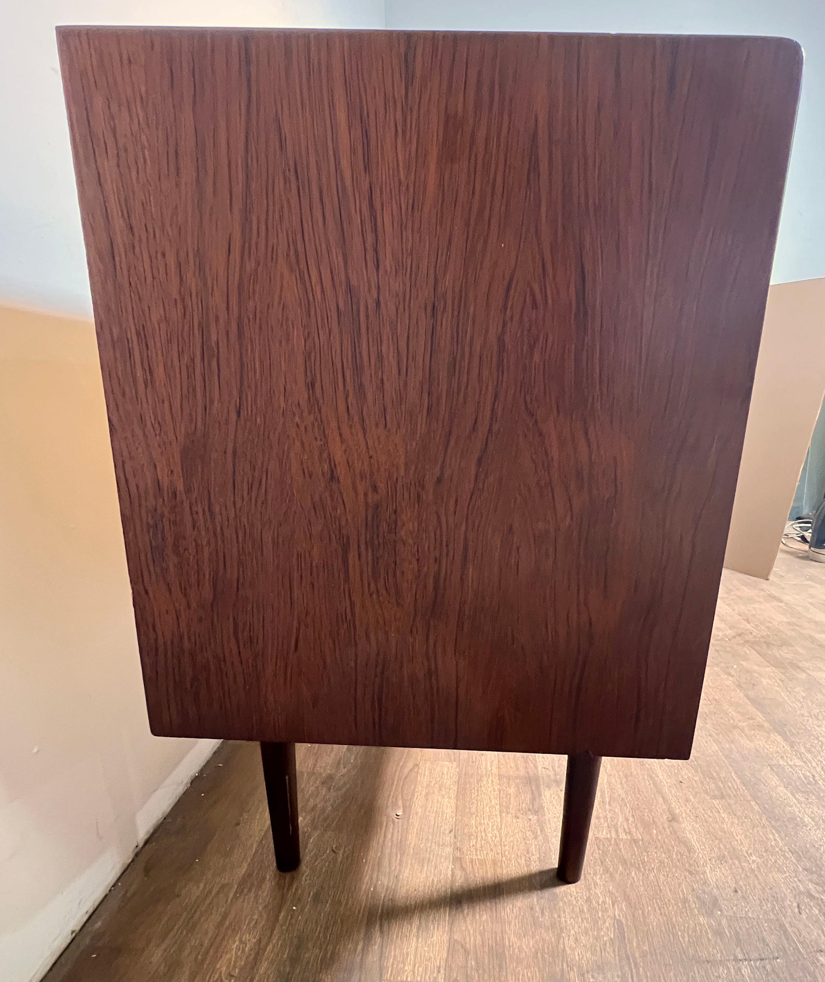 Nils Jonsson per Troed, Svezia Credenza in teak circa anni '60 in vendita 4