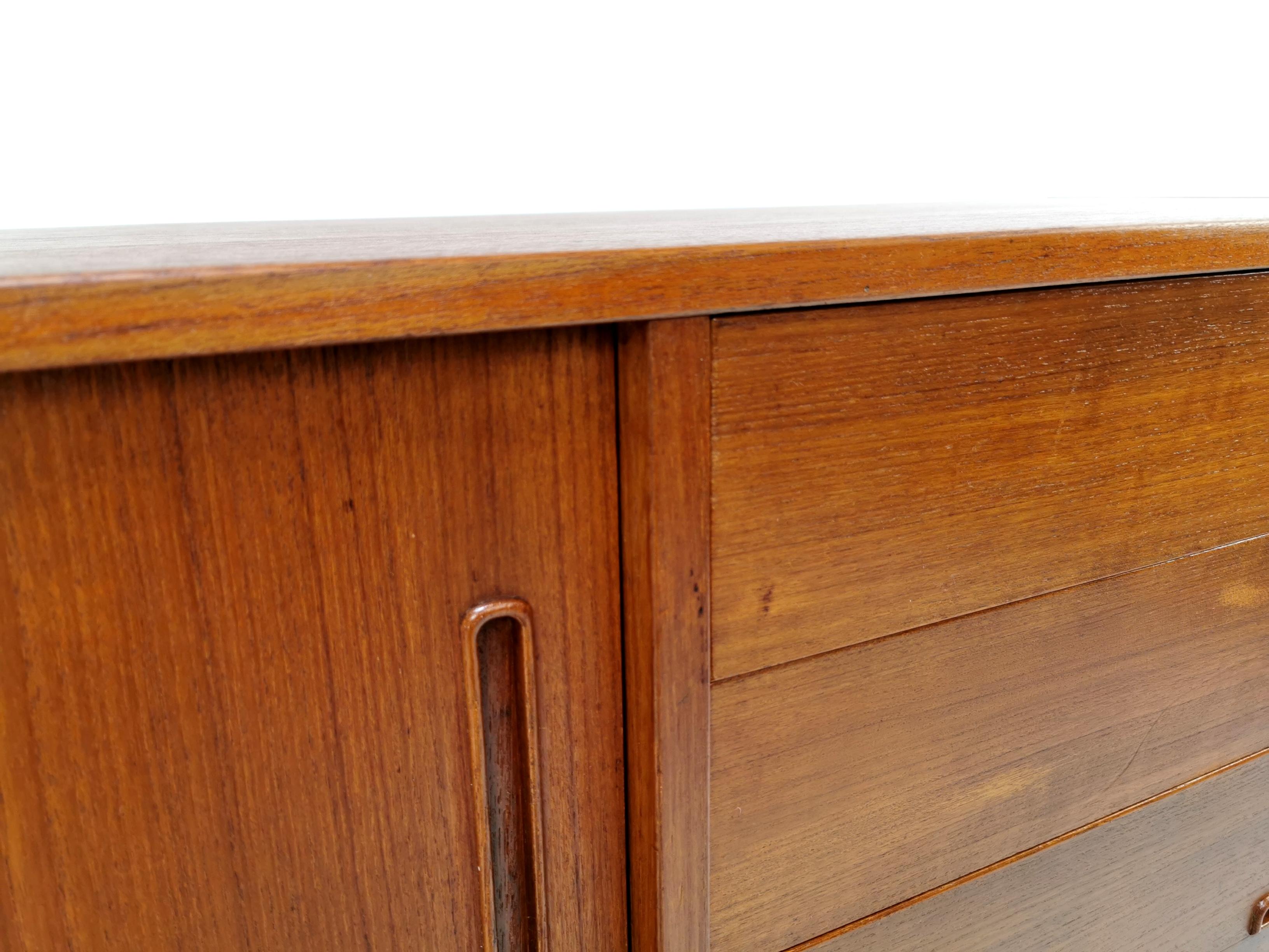 Troeds teak sideboard 

