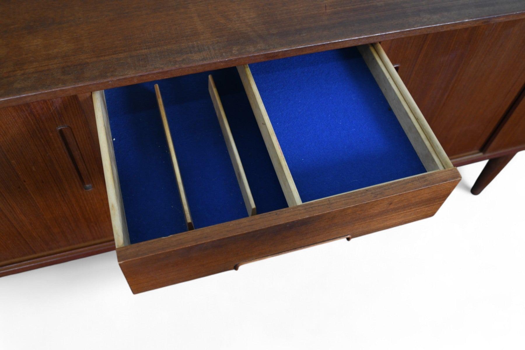 Nils Jonsson 'Gigant' Credenza in Teak For Sale 1